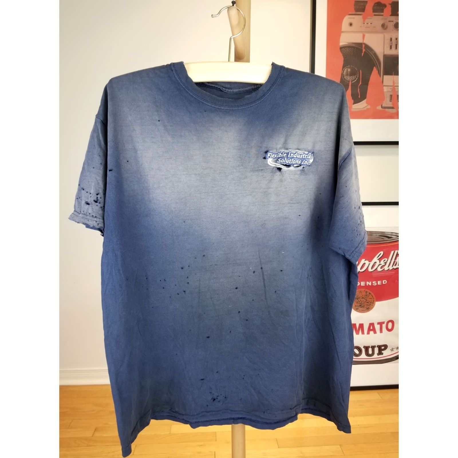 Vintage VINTAGE Y2K GRADIENT SUN FADED TRASHED DISTRESSED BLUE COTTON T-SHIRT SZ XLARGE Size US XL / EU 56 / 4 - 2 Thumbnail