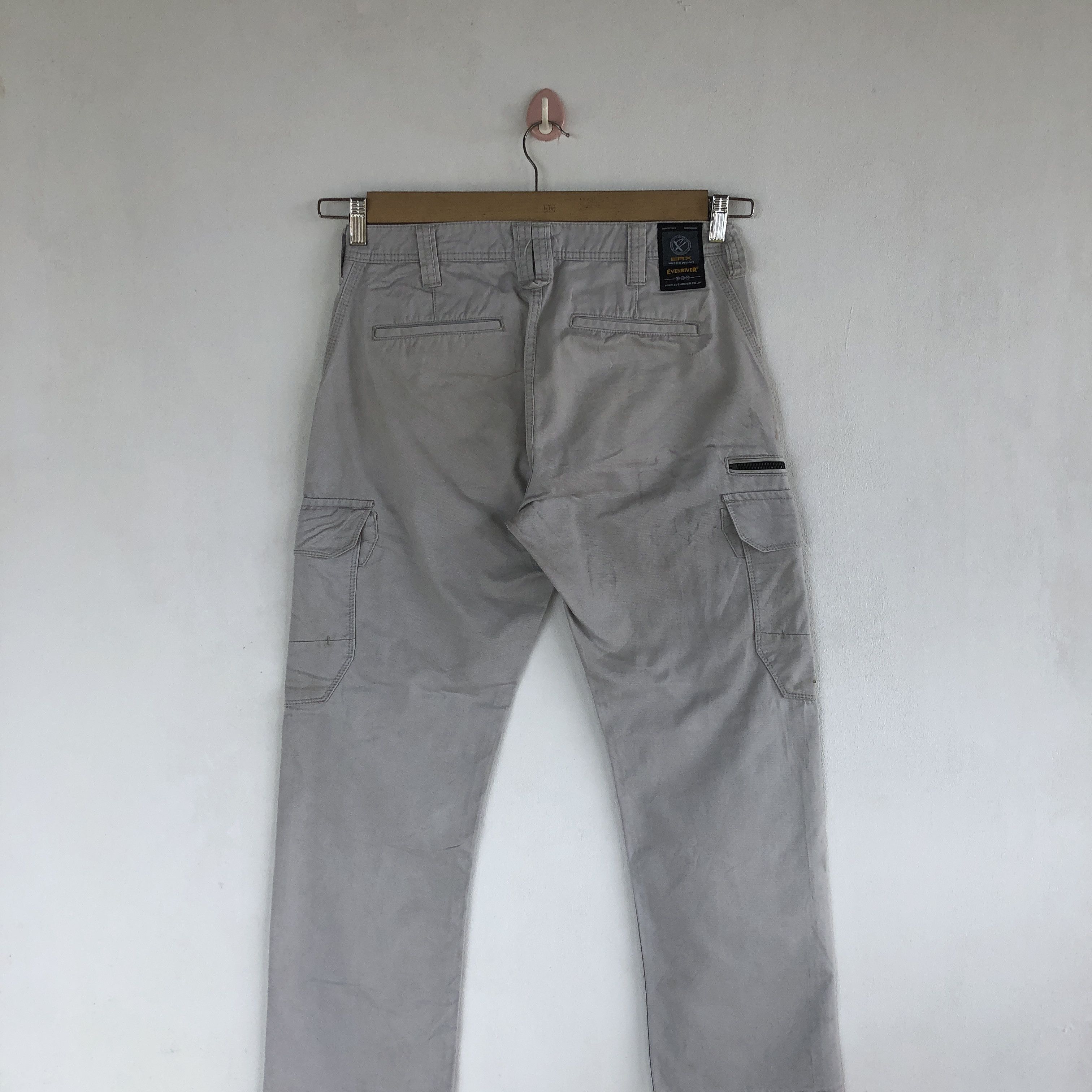 Japanese Brand Dirty Japanese Cargo Pants Fatigue Multi Pocket Trousers Size US 30 / EU 46 - 2 Thumbnail