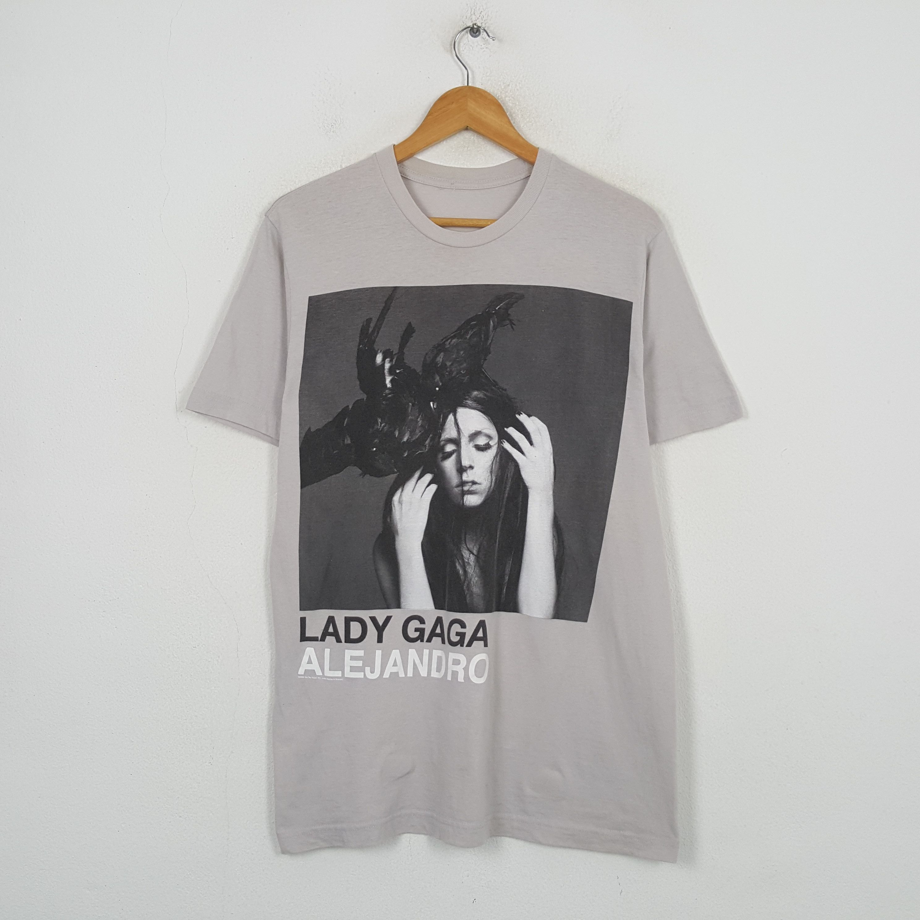 Band Tees Vintage Lady Gaga Alejandro Album Tour T-shirt RR28 Size US M / EU 48-50 / 2 - 1 Thumbnail