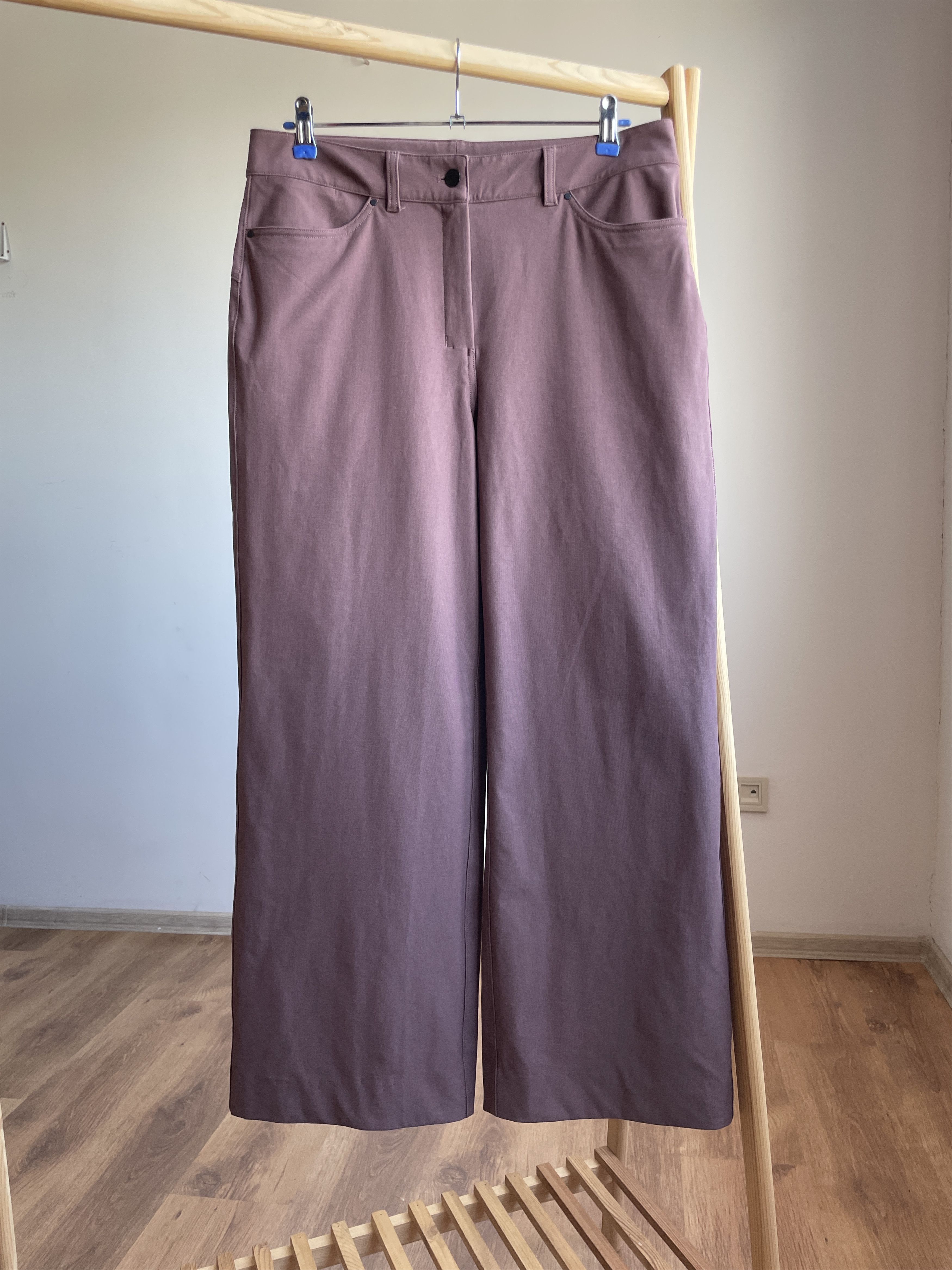 Lululemon Lululemon City Sleek 5 Pocket High-Rise Wide Leg Pants Size 31" - 1 Thumbnail