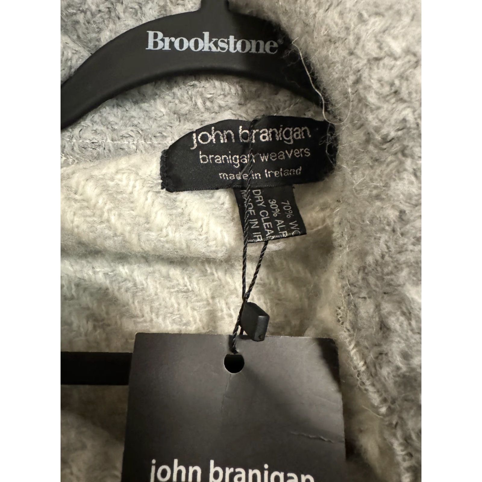 Vintage John Branigan Weavers Wool Blend Cape Shawl Collar Ireland One Size Dove & Cream Women Caped Knit Size ONE SIZE - 5 Thumbnail