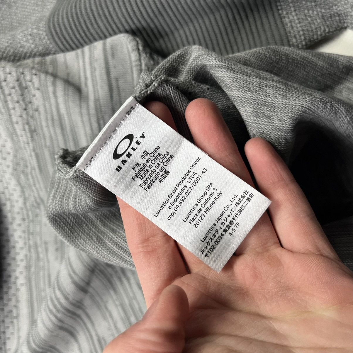 Oakley Oakley Long Sleeve Thermo Japanese Brand Streetwear Gray Size US XL / EU 56 / 4 - 7 Thumbnail