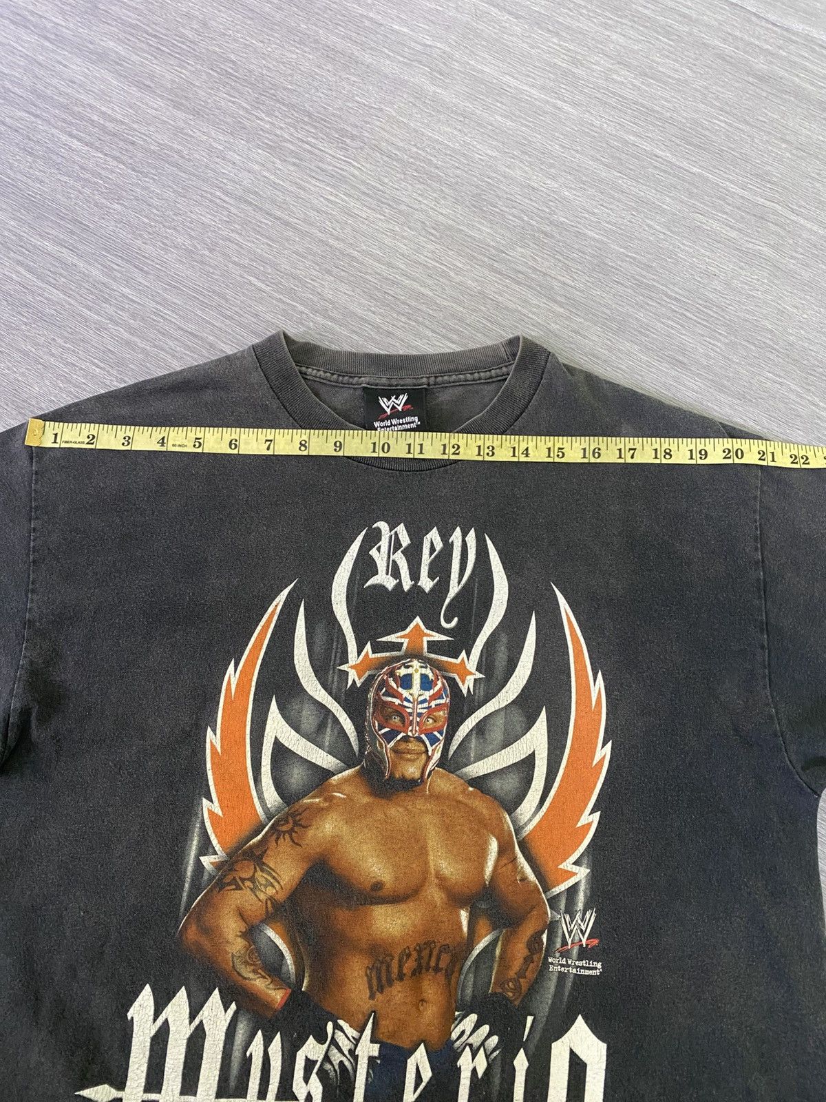 Vintage × WWE × WWF Vintage 2002 Rey Mysterio WWE Superstar Plain Faded Shirt Size US L / EU 52-54 / 3 - 15 Thumbnail