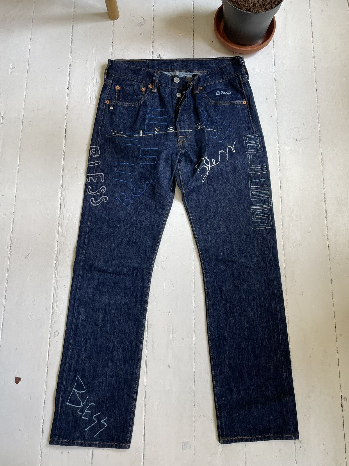 Bless × Levi's bless Embroidery Jeans Vintage Levi's Denim Blue Size US 29 - 2 Thumbnail