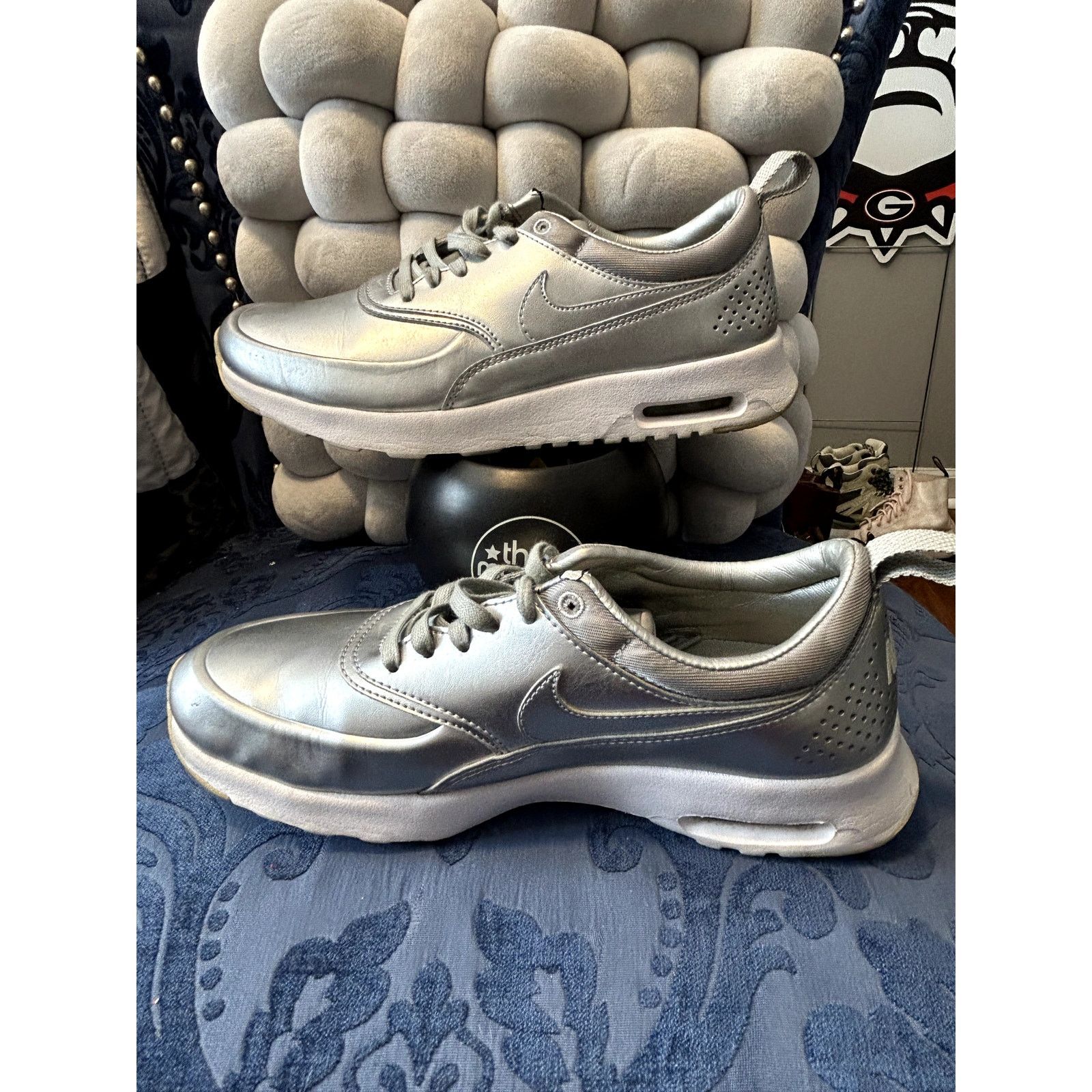 Nike Nike Thea Metallic Silver Sneakers Size 7/EU 38 Size US 7 / IT 37 - 2 Thumbnail
