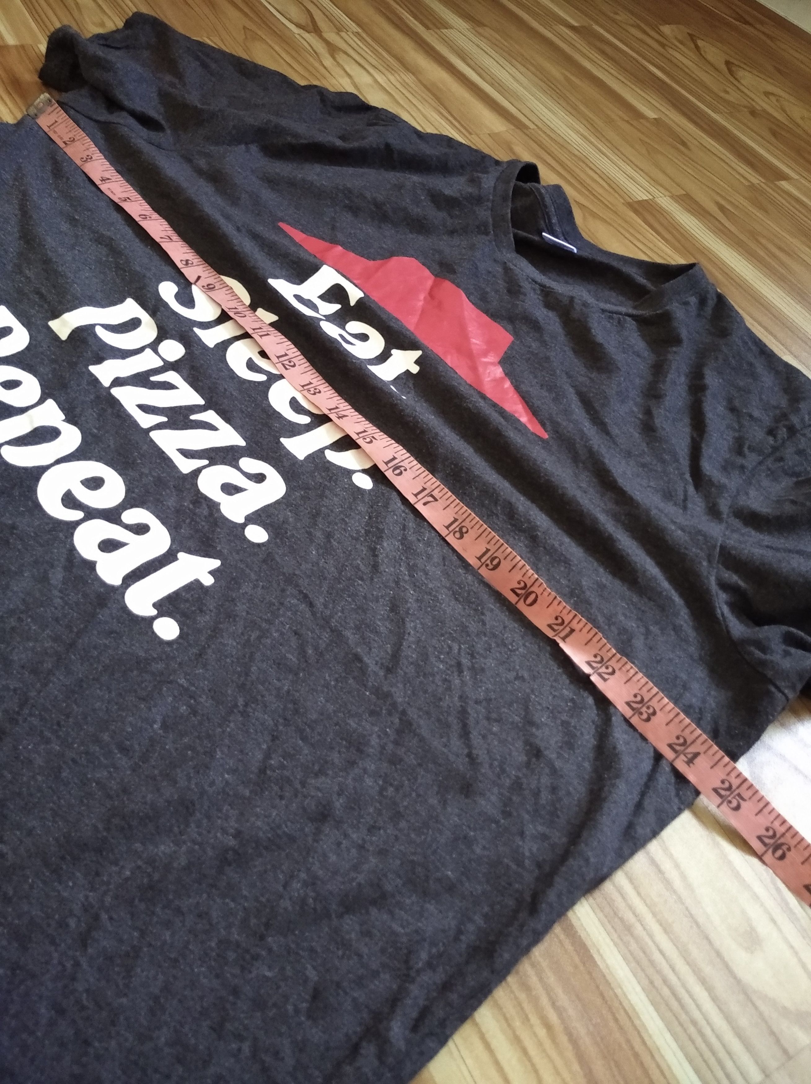 Designer Pizza Hut T-shirt Merch Best Thing in life are Pizza Shirt L Size US XL / EU 56 / 4 - 6 Thumbnail