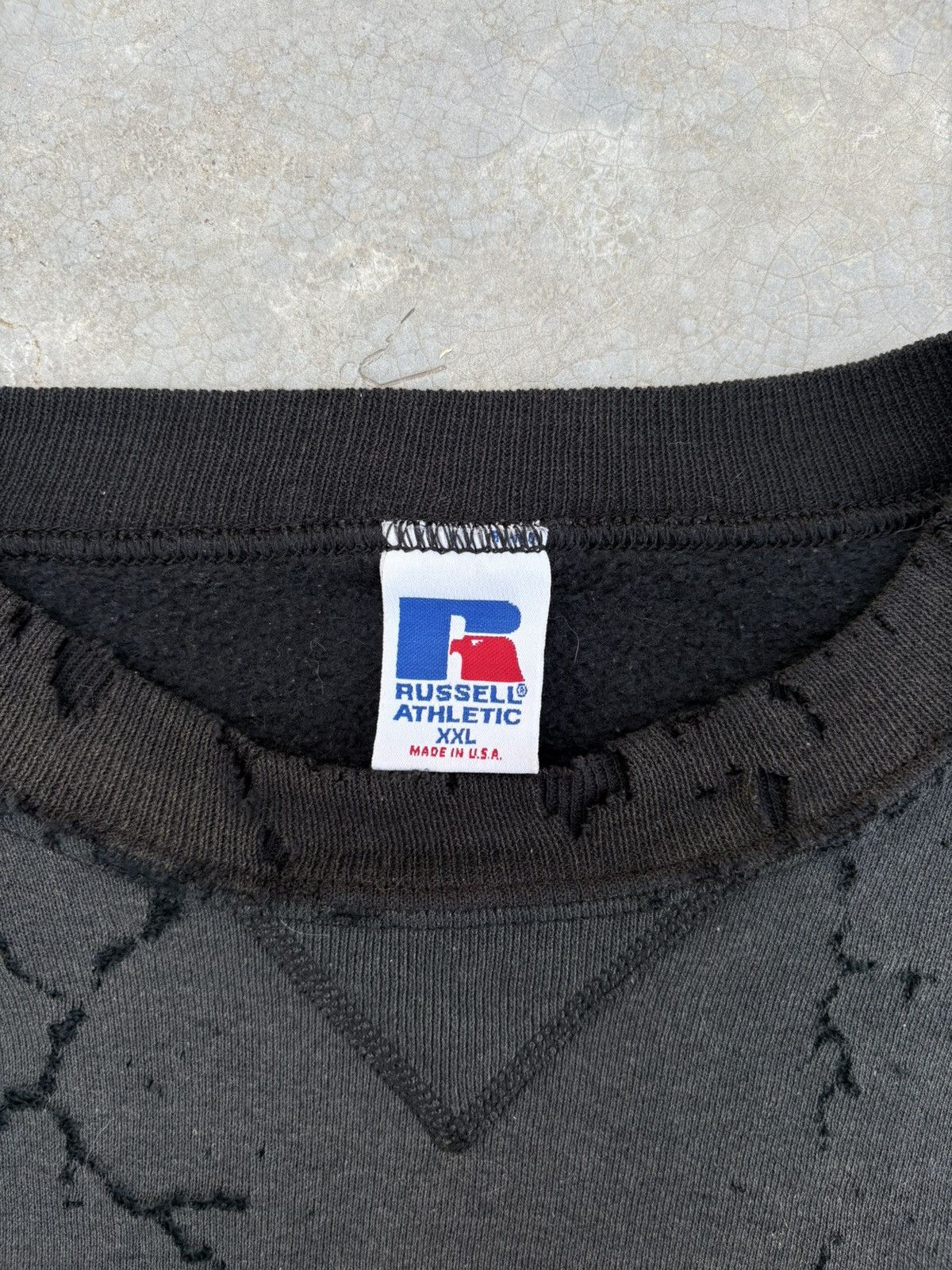 Russell Athletic XXL* Thrashed Faded BLACK RUSSELL Crewneck Size US XXL / EU 58 / 5 - 10 Thumbnail