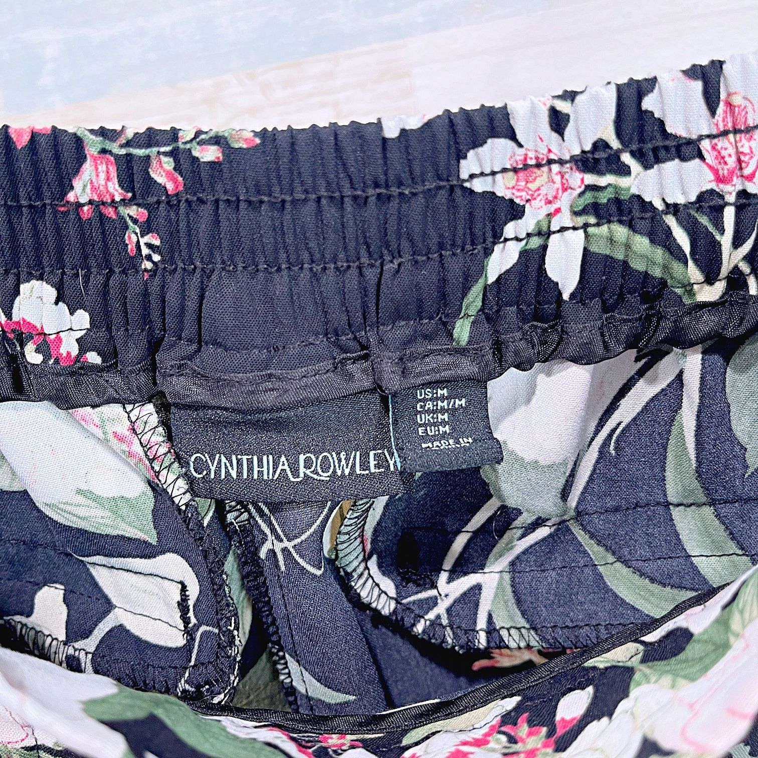 Other CYNTHIA ROWLEY Floral Pull On Trousers Black Elastic Waist M Size 30" / US 8 / IT 44 - 5 Thumbnail