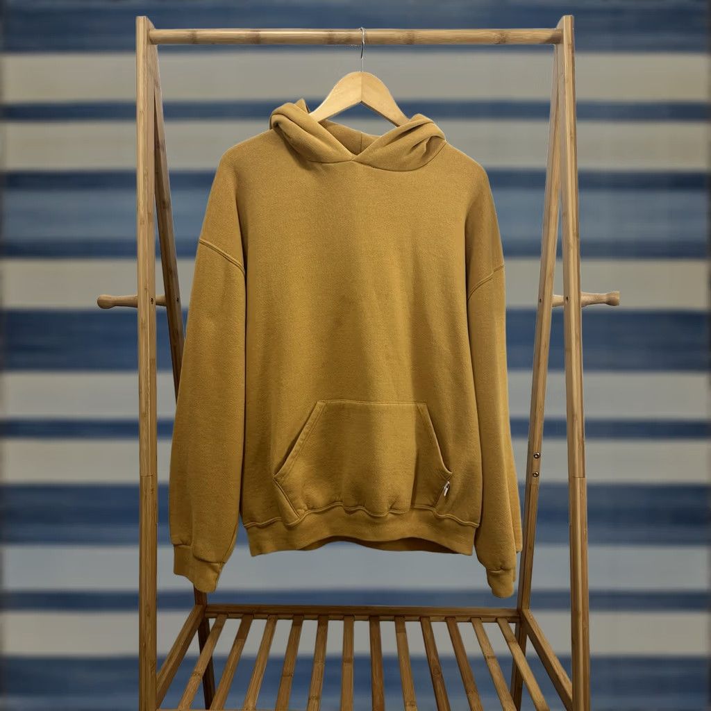 Russell Athletic VINTAGE Russell Athletic Hoodie Yellow XL Mens Sweatshirt Boxy Pullover Size US XL / EU 56 / 4 - 1 Thumbnail