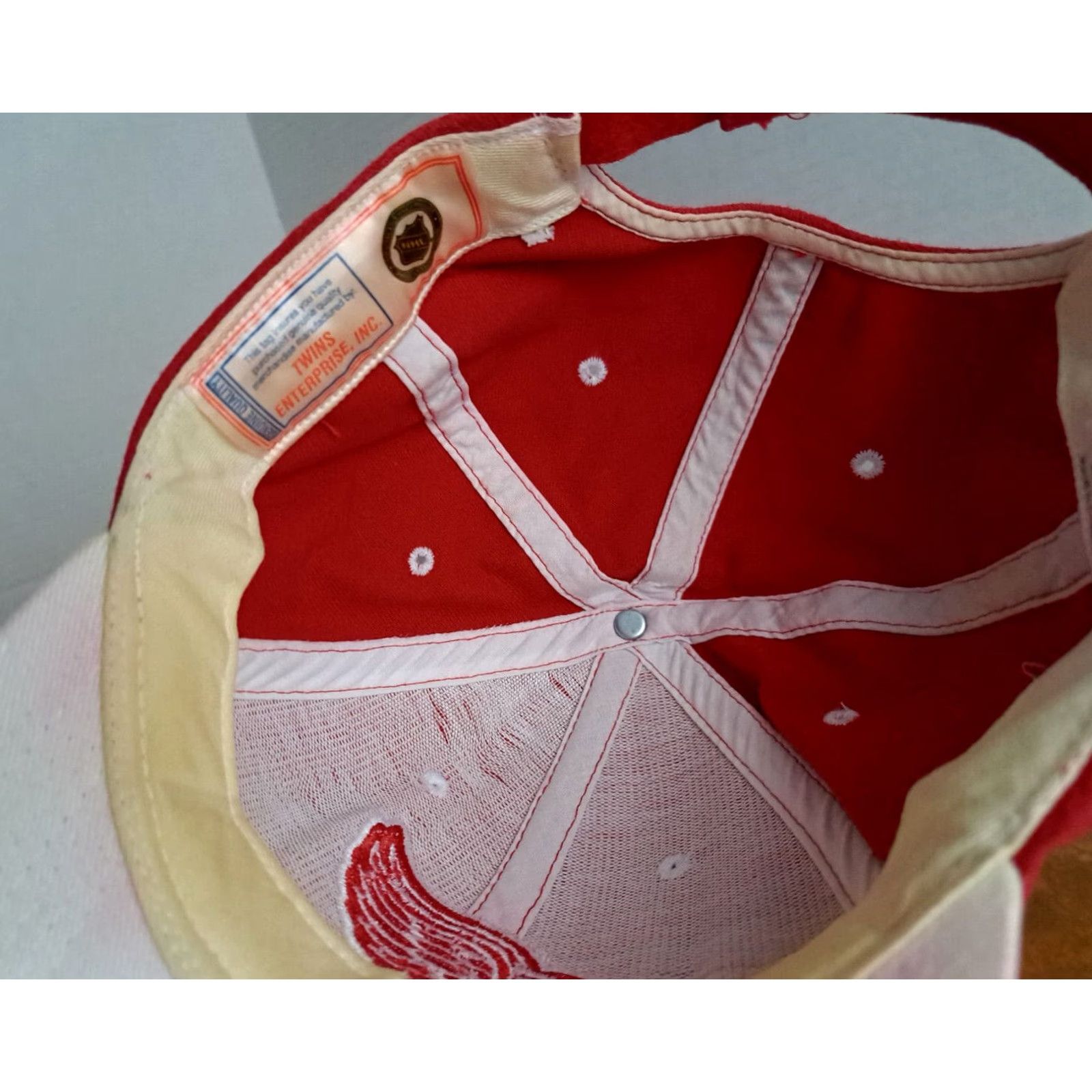 Vintage Twins Enterprise Detroit Red Wings Hockey Hat Adjustable Size Strap NHL Red Baseball Cap Mens Size ONE SIZE - 6 Thumbnail