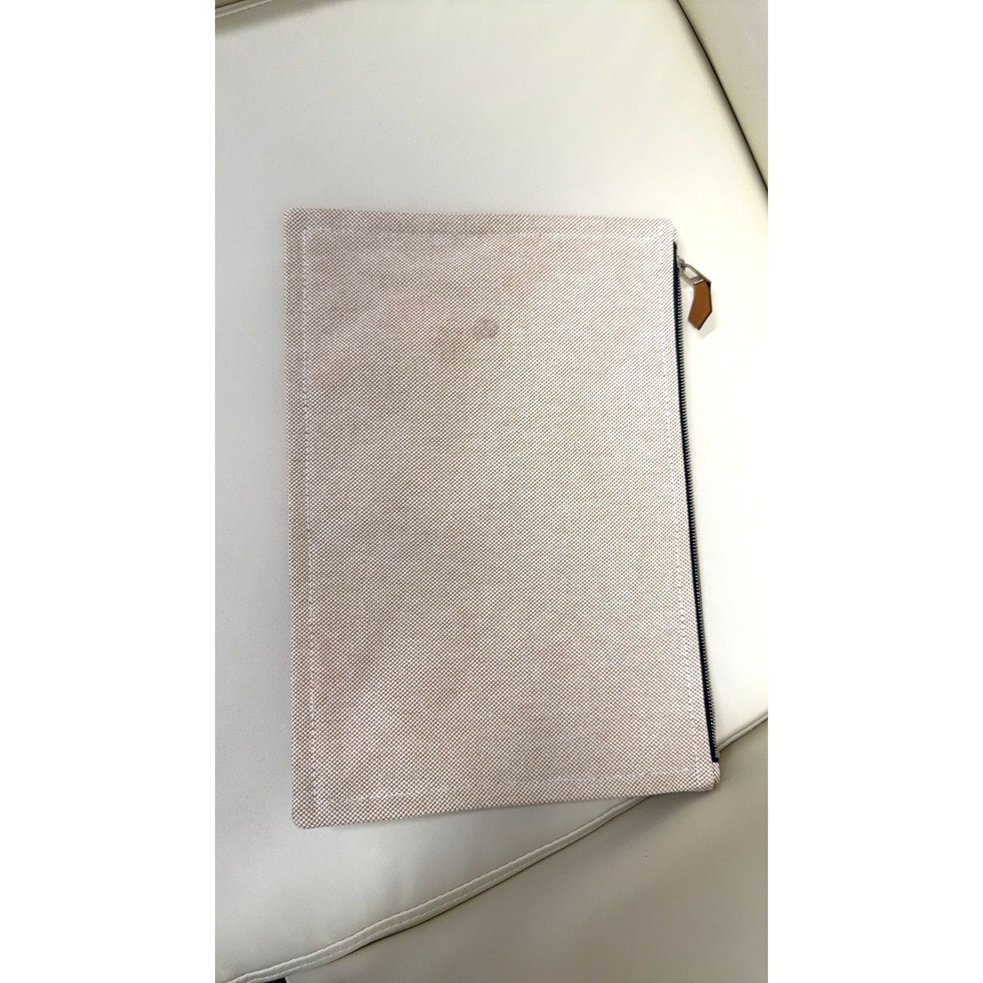 Hermes Hermès Bain Paris Beige Zip Pouch Size ONE SIZE - 10 Thumbnail