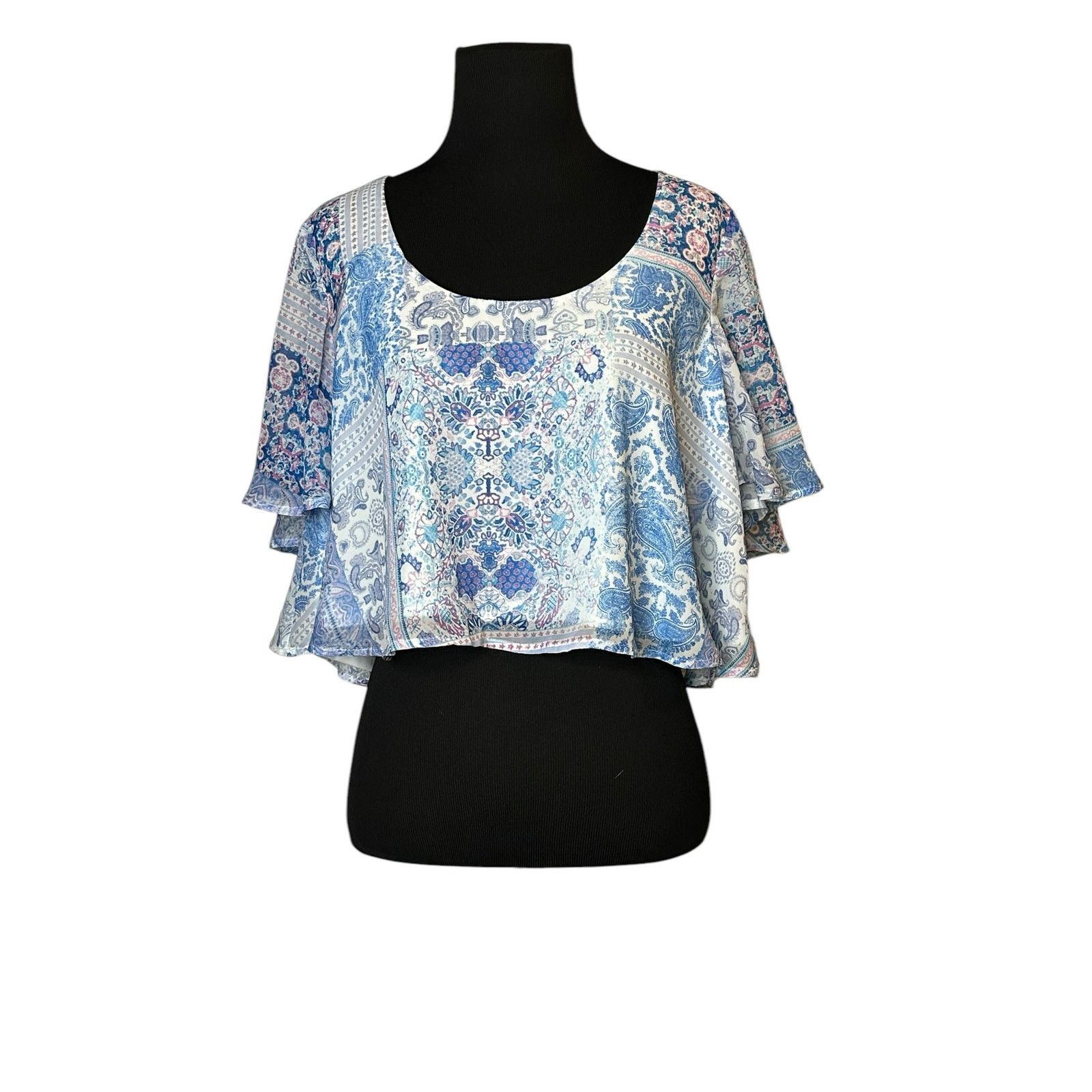 Show Me Your MuMu Show me your Mumú white blue print cropped blouse size XS Size XS / US 0-2 / IT 36-38 - 10 Thumbnail
