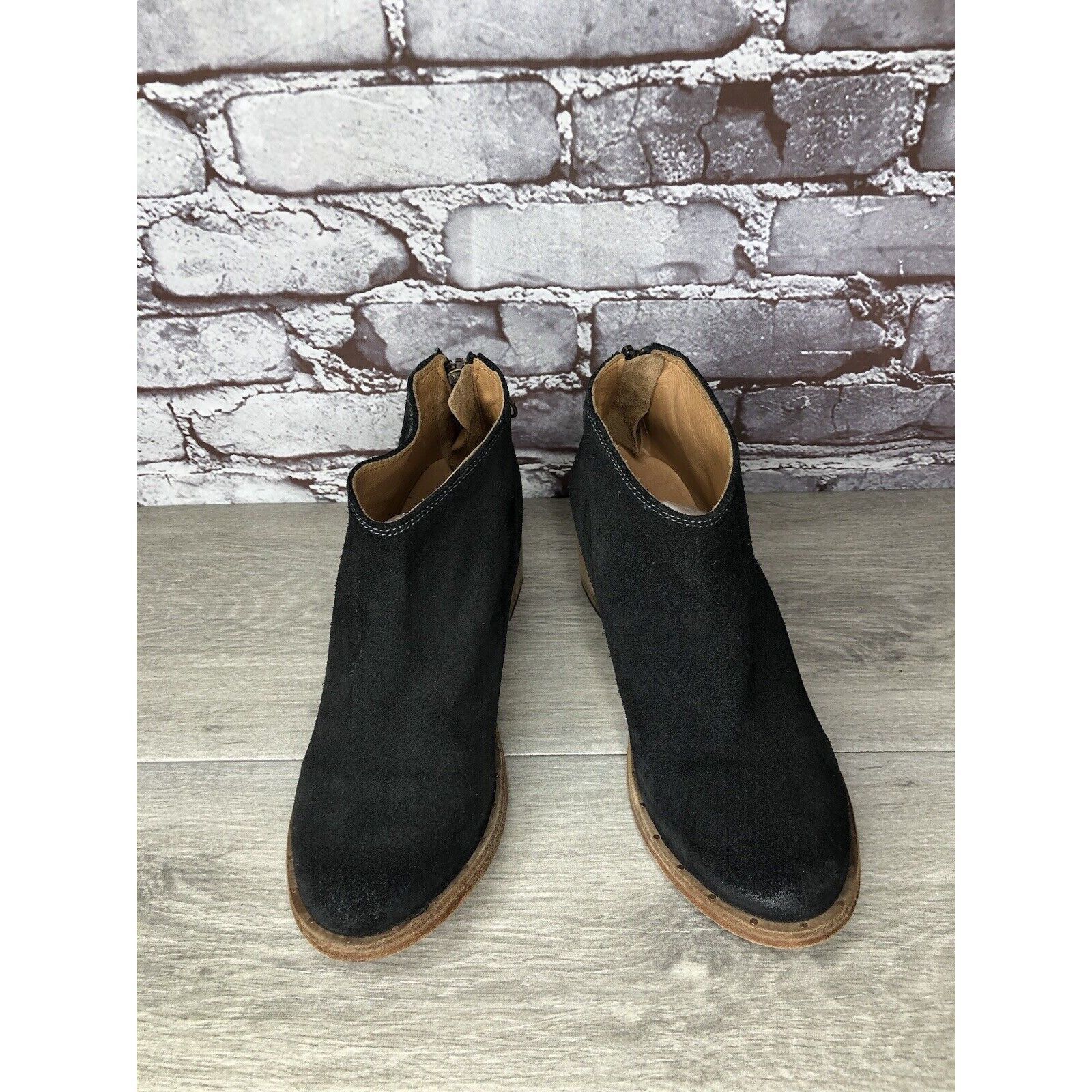 beek BEEK Falcon Black Suede Leather Back Zip Stacked Heel Bootie Size US 7 / IT 37 - 12 Thumbnail
