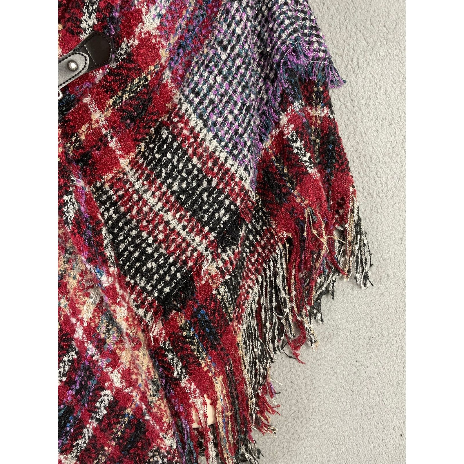 Vince Camuto Vince Camuto Wine Plaid Fringed Shawl Wrap Poncho OS Size ONE SIZE - 12 Thumbnail