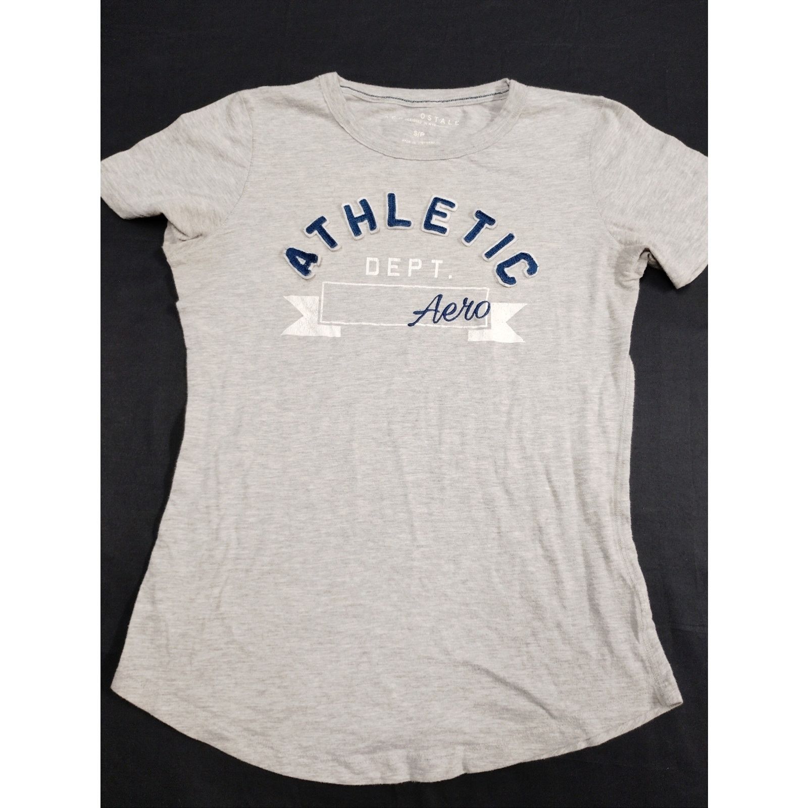 Aeropostale Athletic Dept. Women's Gray Graphic Tee Size S / US 4 / IT 40 - 1 Thumbnail