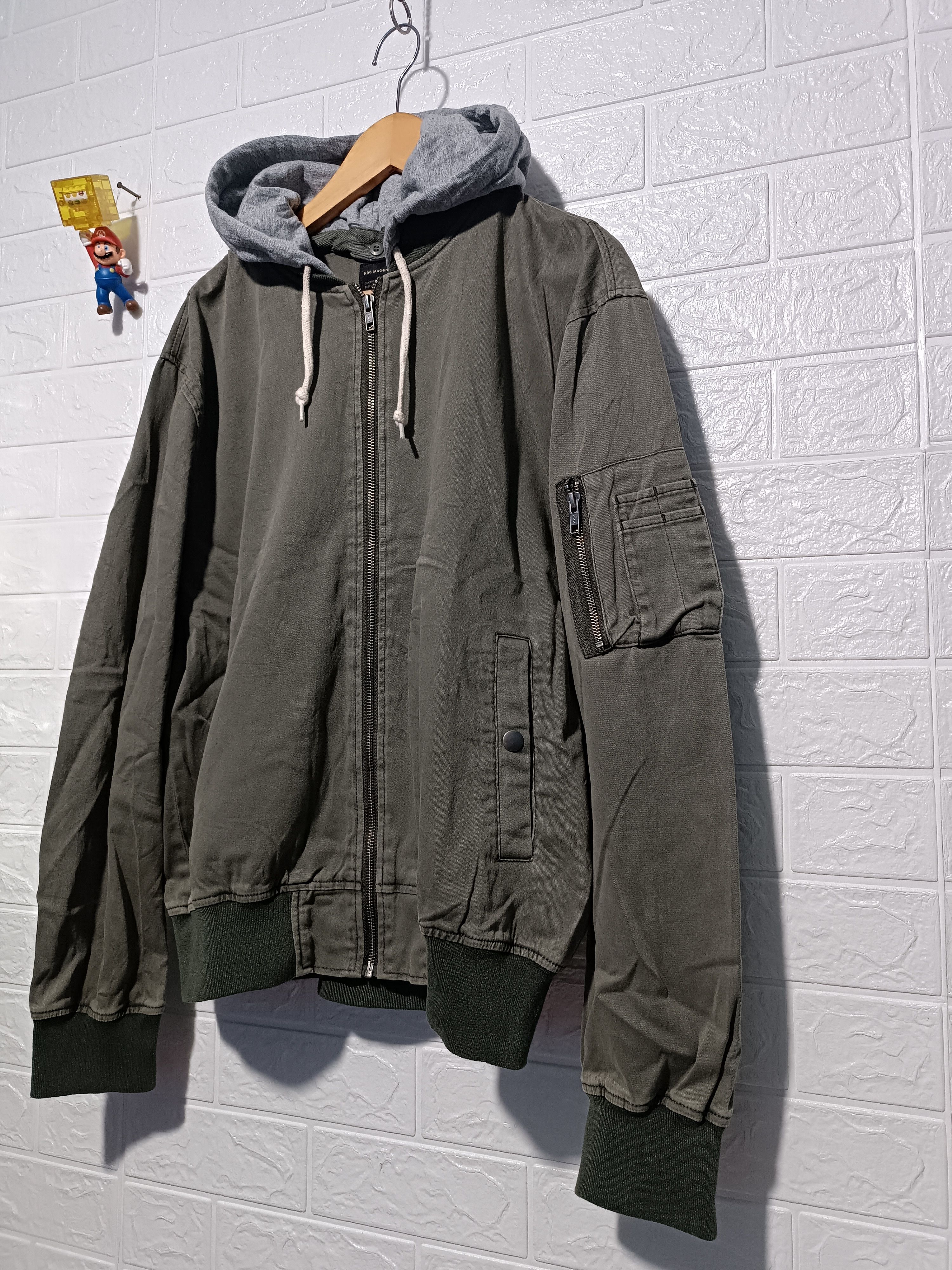 Japanese Brand Vintage MA-1 Bomber Jacket Hoodie Fleece Size US L / EU 52-54 / 3 - 2 Thumbnail