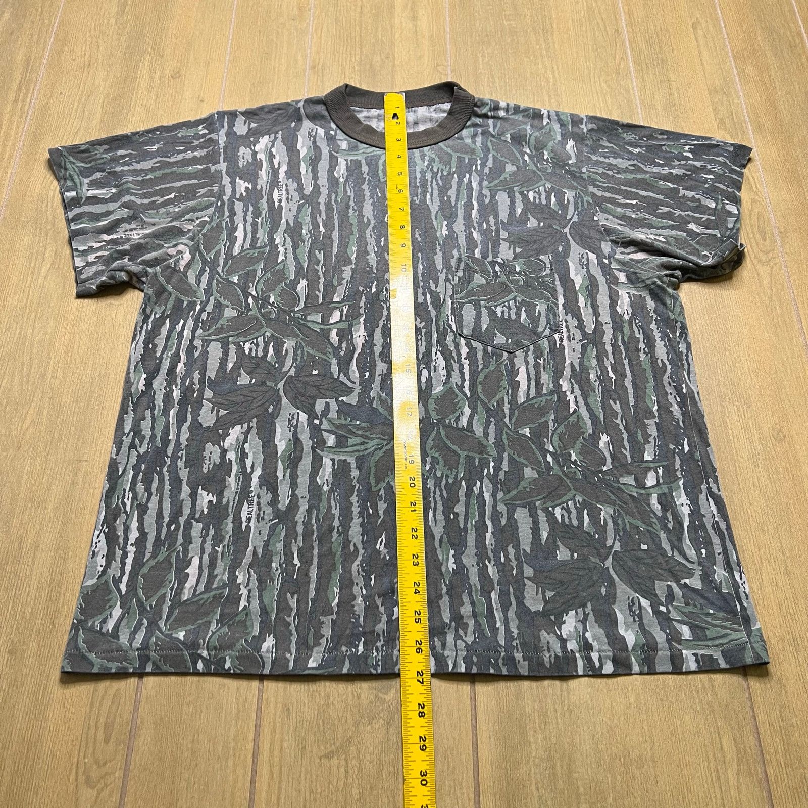 Vintage Vintage 1980s or 1990s Realtree bark and leaf camouflage XL Size US XL / EU 56 / 4 - 4 Thumbnail