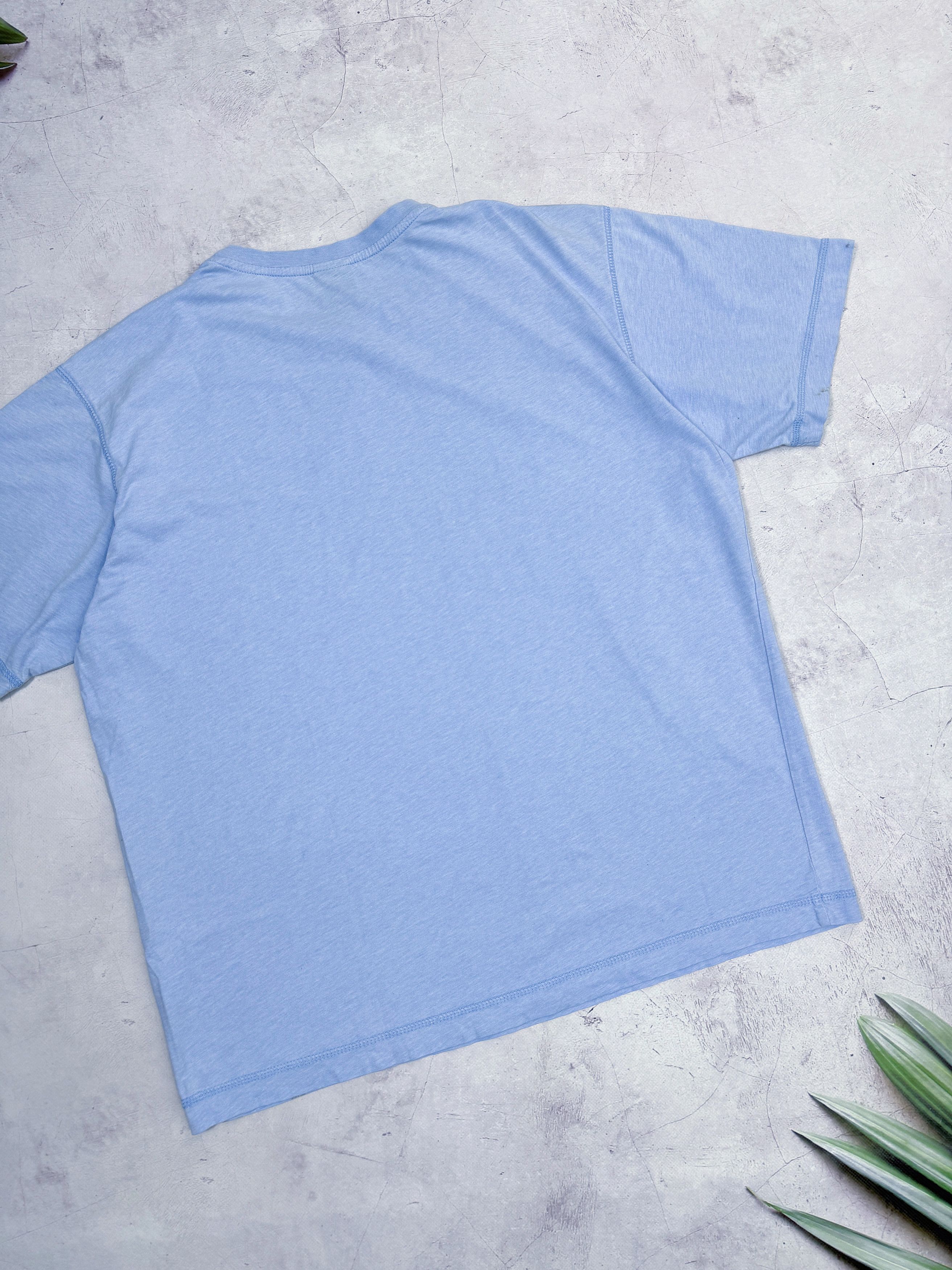 Nike × Vintage Nike T-Shirt Small Swoosh Logo Y2K Size US L / EU 52-54 / 3 - 11 Thumbnail