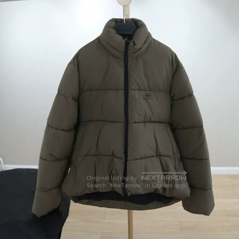 Balenciaga Balenciaga Women's Puffer Jacket Size XXS / US 00 / IT 34 - 1 Thumbnail