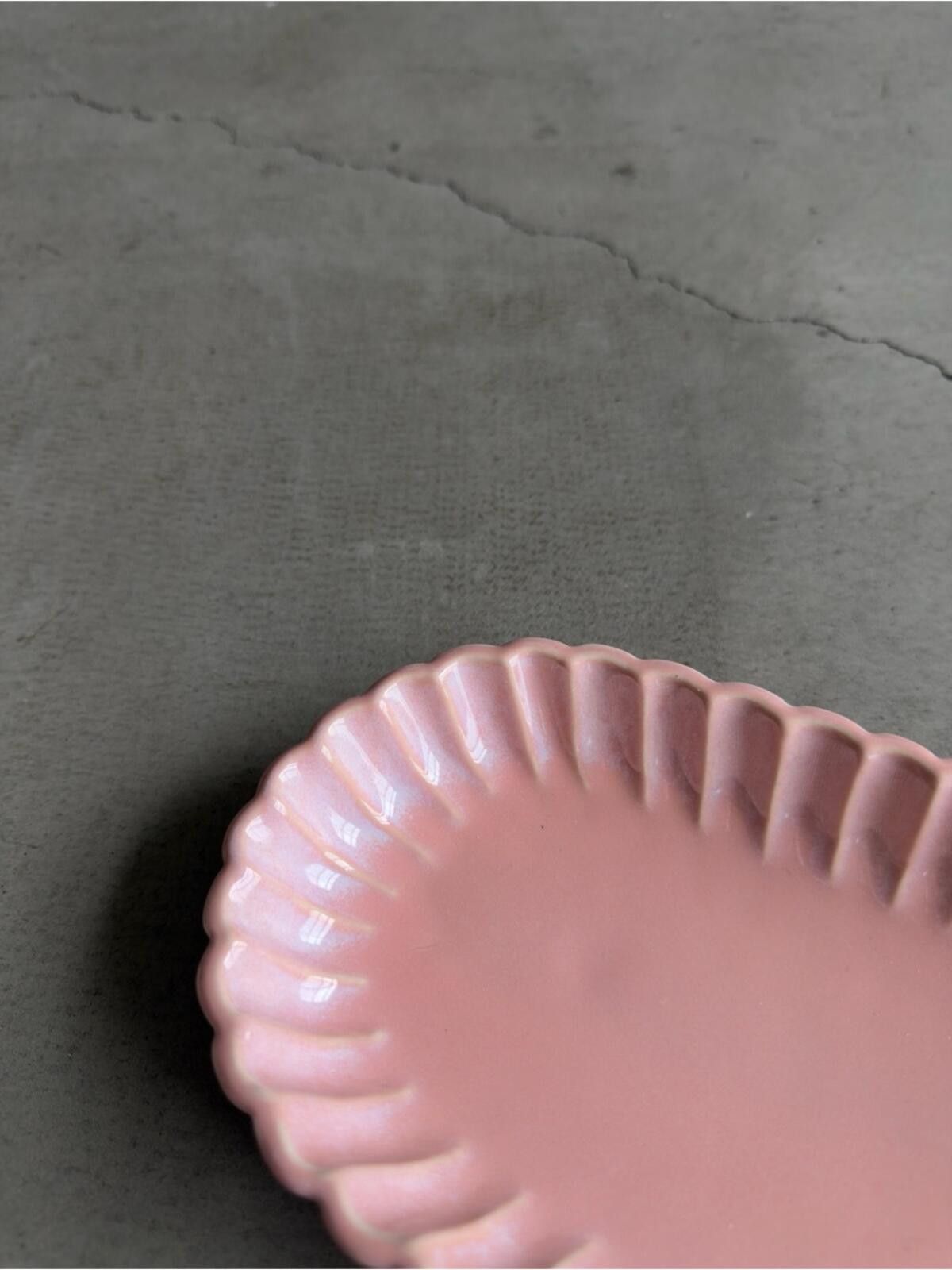 Other Scalloped Glazed Ceramic Tray / Vanity Dish / Pink Size ONE SIZE - 6 Thumbnail