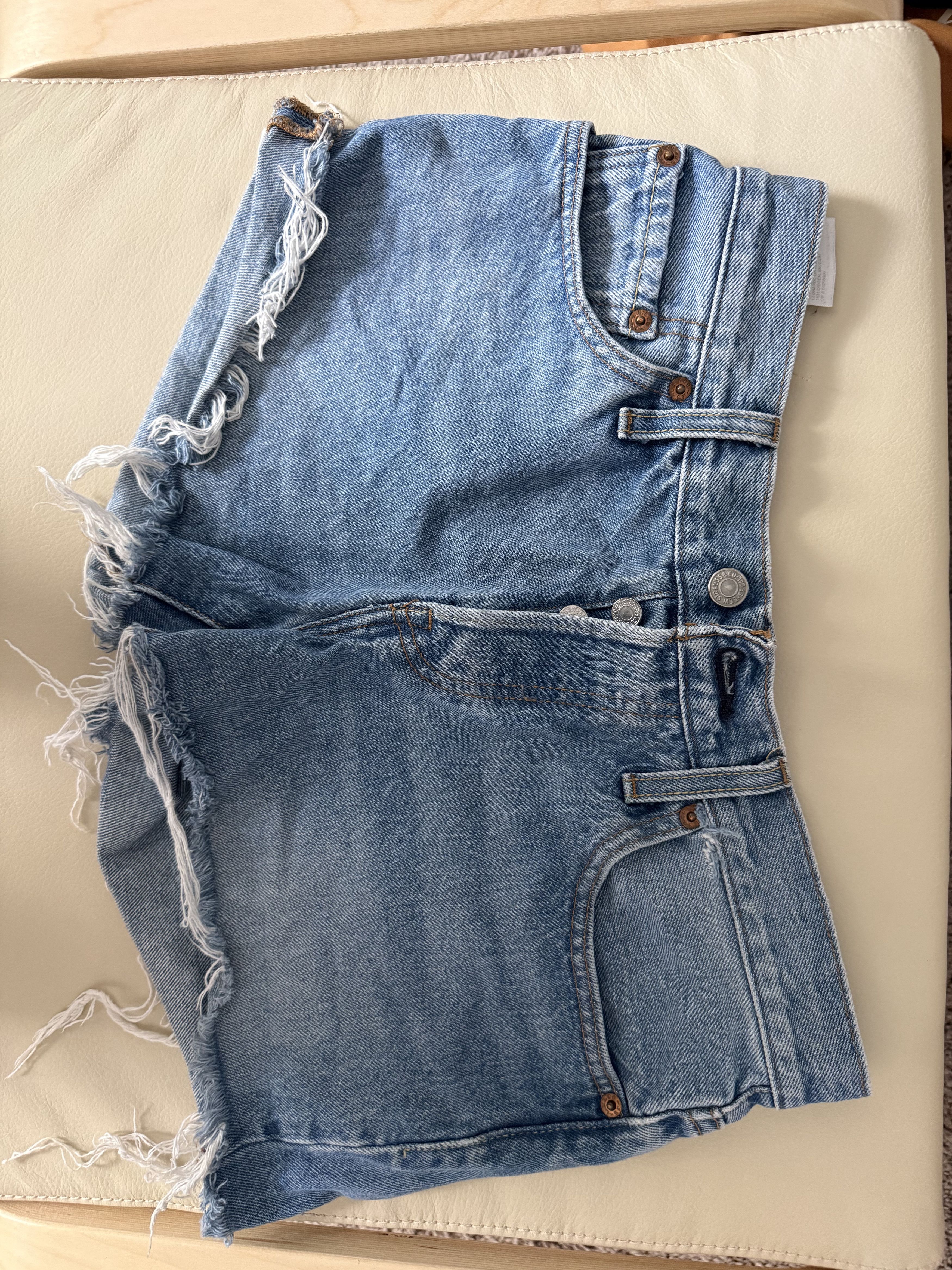 Levi's Levi's 501 Ripped Cutoff Jean Shorts Size 27" / US 4 / IT 40 - 1 Thumbnail