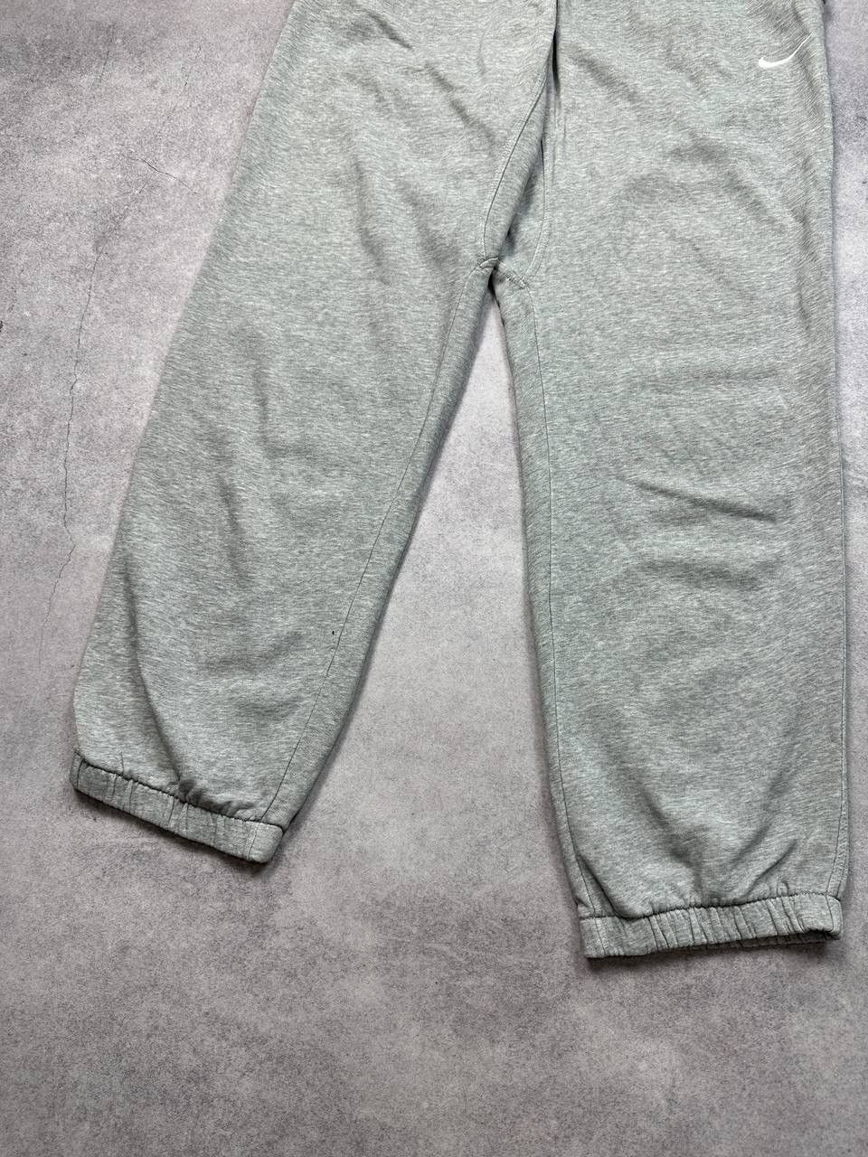 Nike Vintage Nike Track Pants, Size XL – Retro Sportswear Size US 36 / EU 52 - 3 Thumbnail