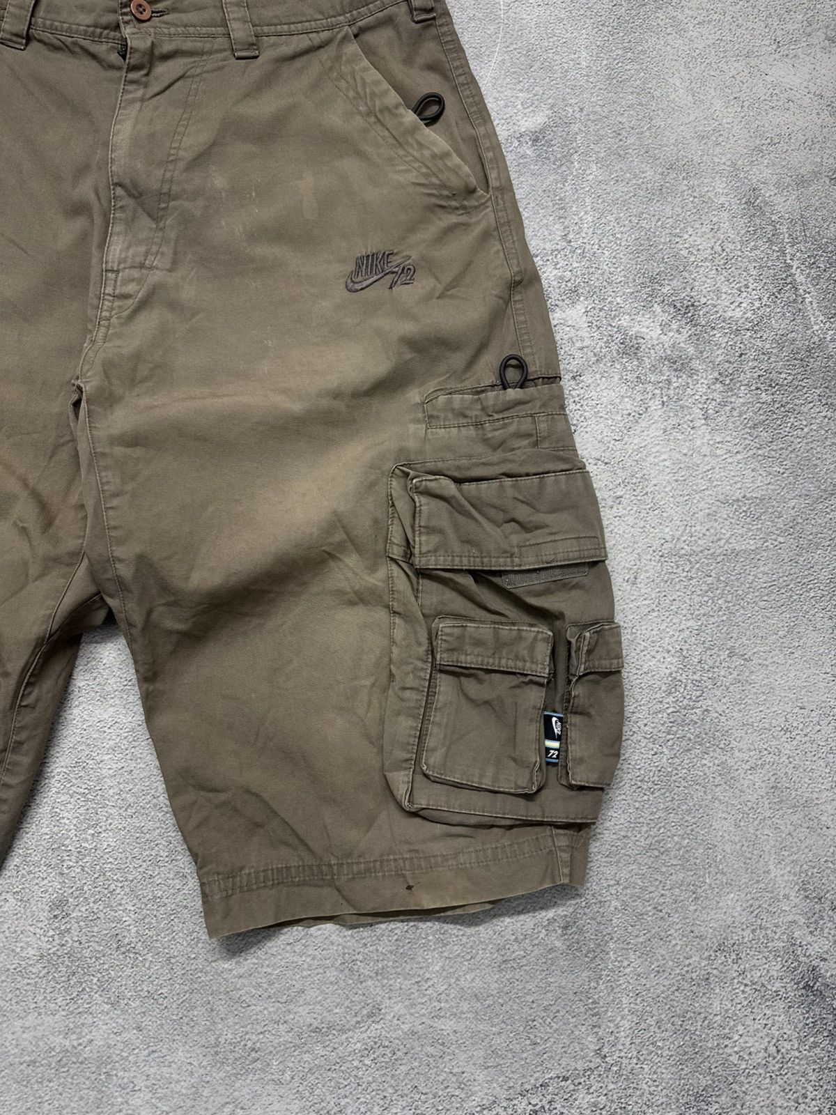 Nike Vintage Y2k Nike Swoosh Cargo Shorts Size US 32 / EU 48 - 8 Thumbnail