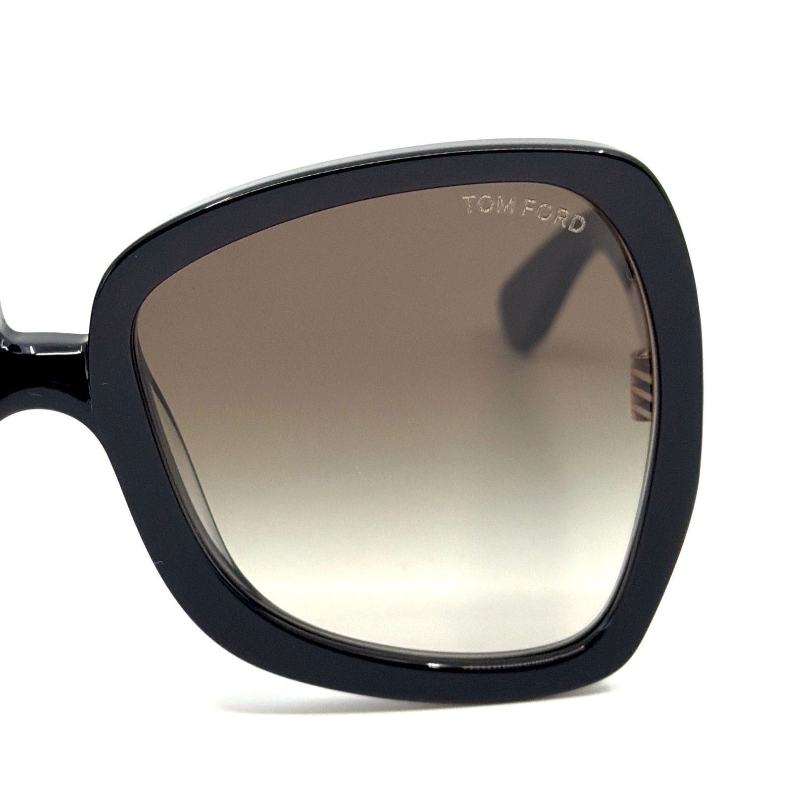 Tom Ford New, TOM FORD Jerry Sunglasses TF1222 01B Authentic Size ONE SIZE - 5 Thumbnail