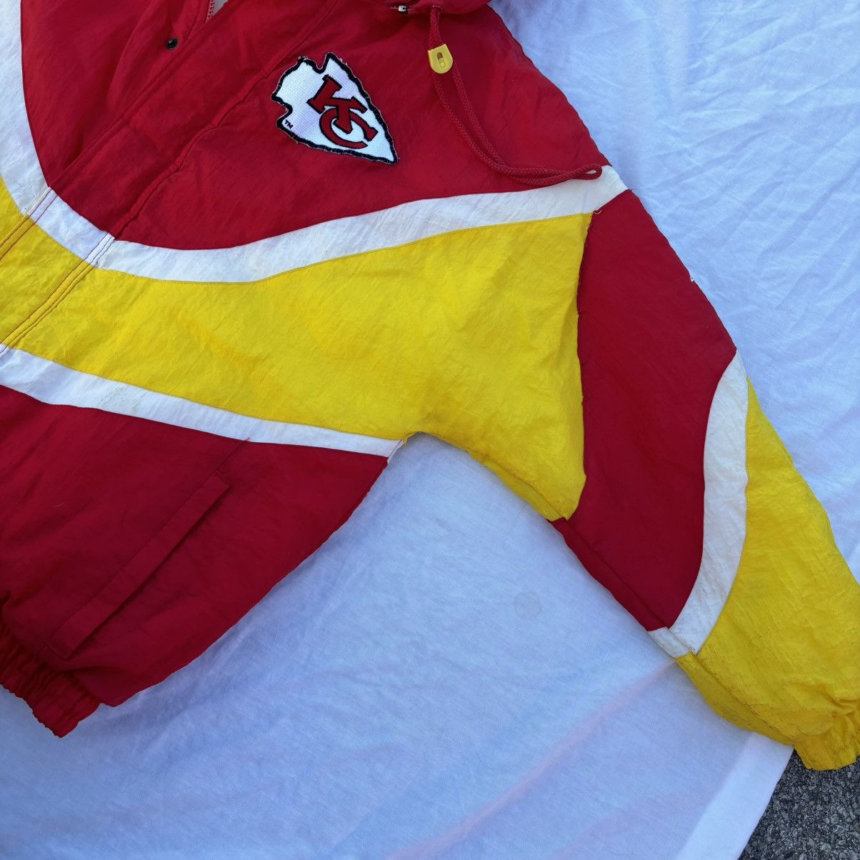 Pro Line Vintage Kansas City Chiefs Coat Size US L / EU 52-54 / 3 - 9 Thumbnail