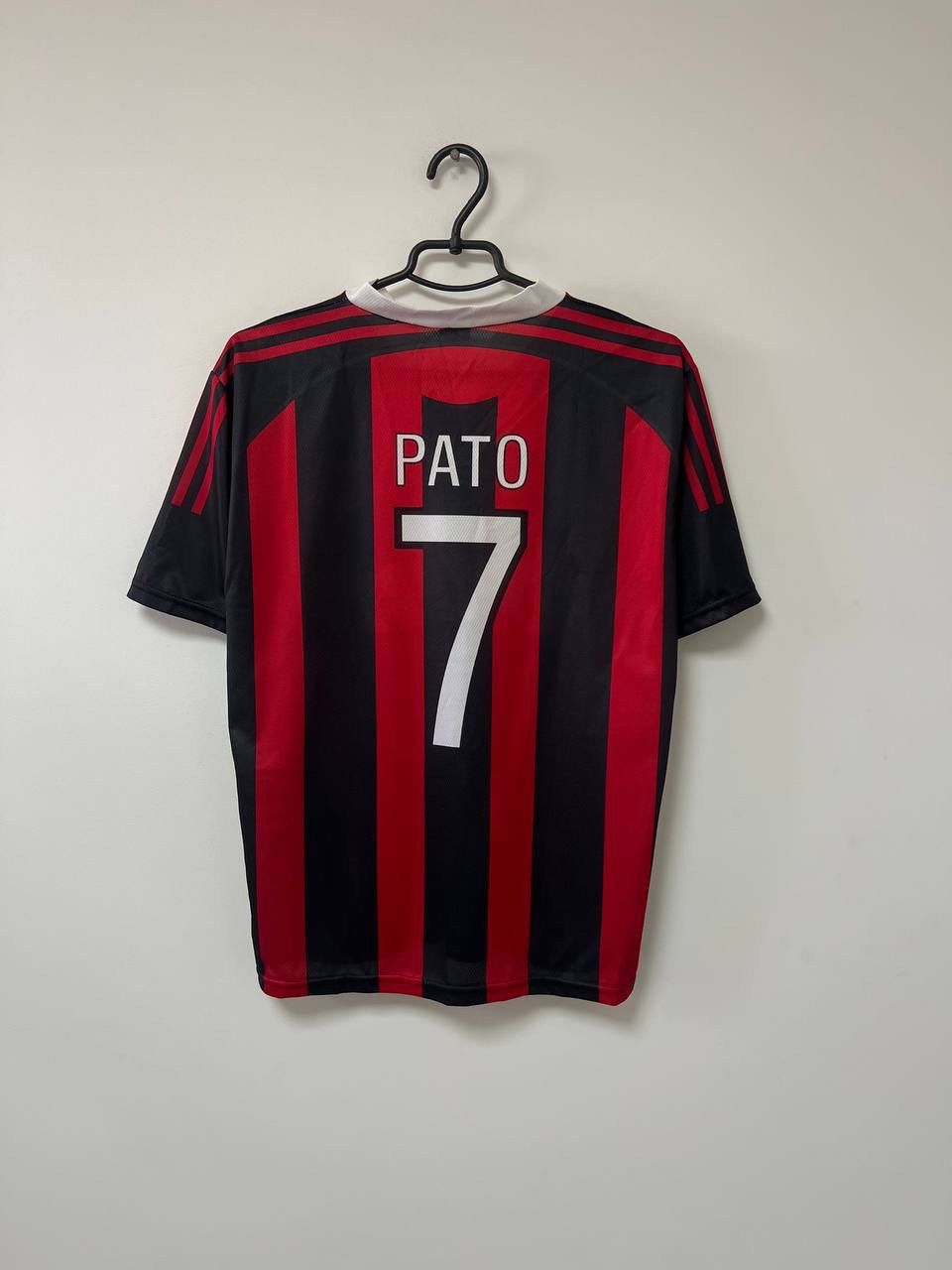 Other Ac Milan 2009/2010 Home #7 Pato Football Shirt sz Small Size US S / EU 44-46 / 1 - 1 Thumbnail