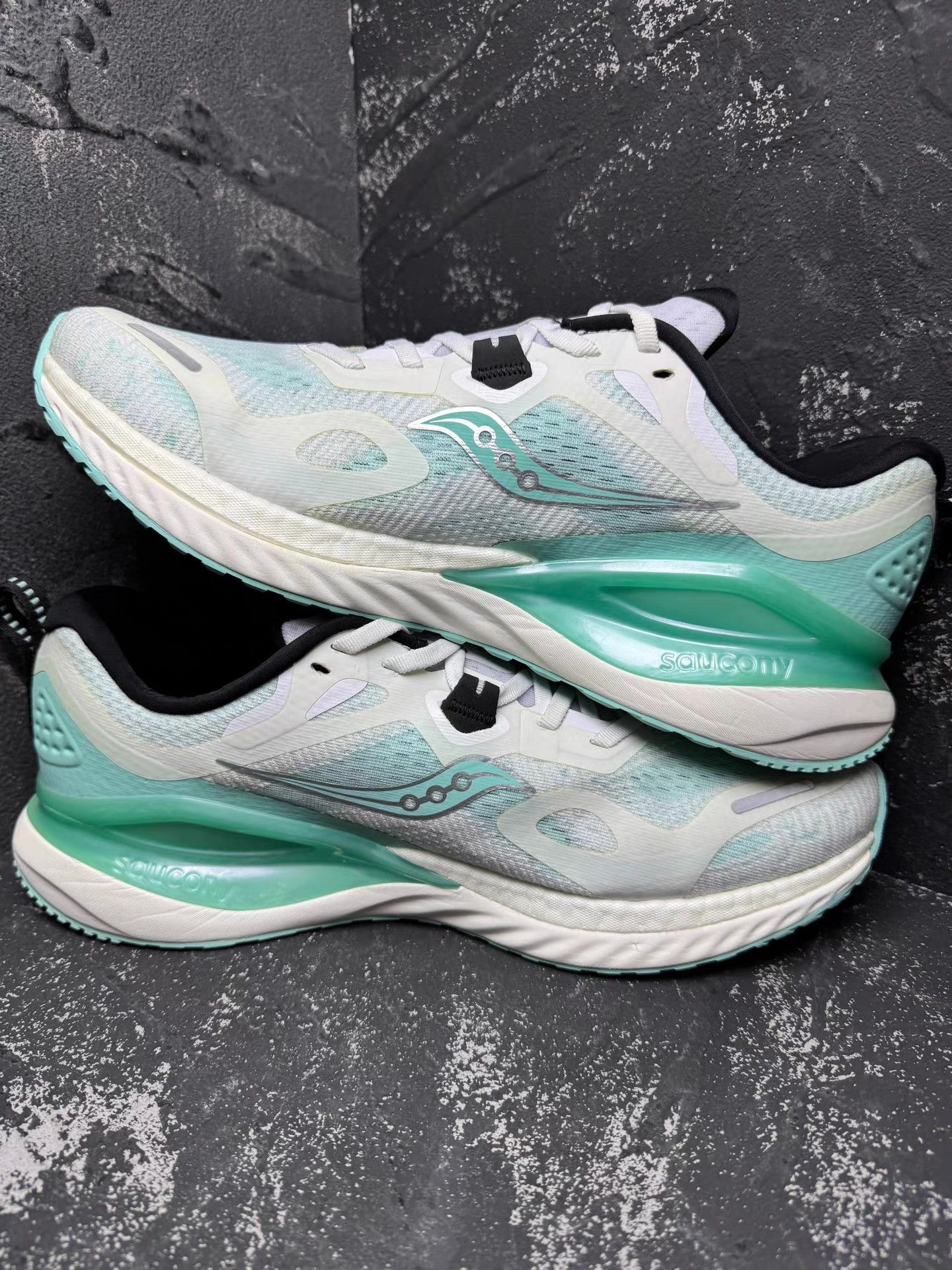 Saucony Saucony White & Blue High-Performance Running Shoes Q10 Size US 10.5 / EU 43-44 - 4 Thumbnail