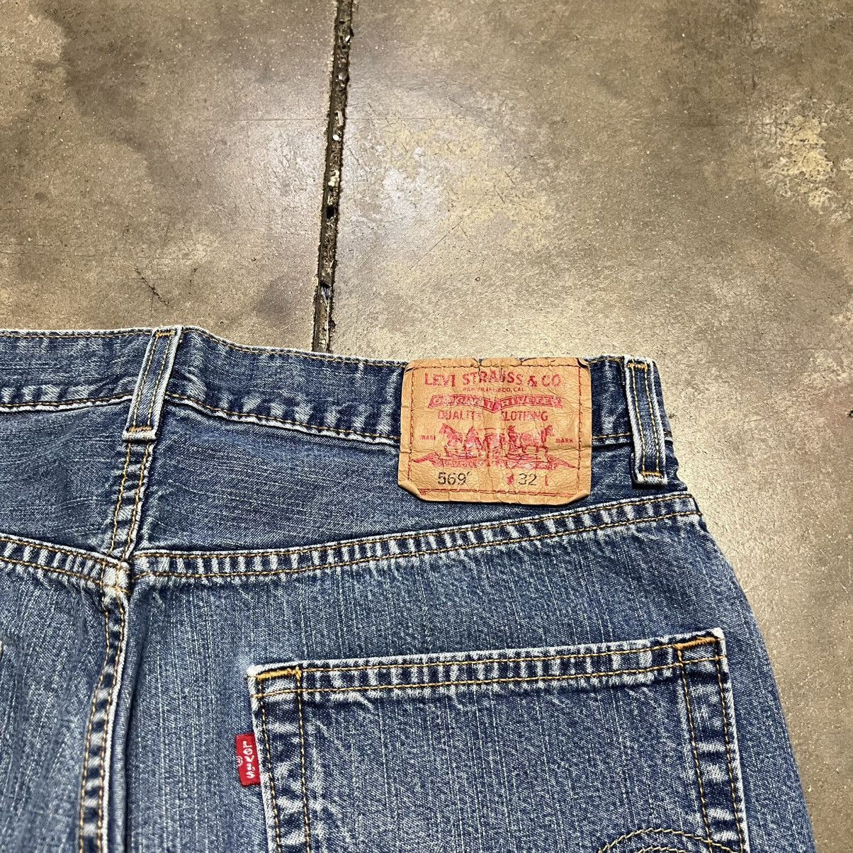 Levi's Vintage 90s Levis 569 Baggy Denim Shorts Loose Fit Skater Size US 32 / EU 48 - 7 Thumbnail