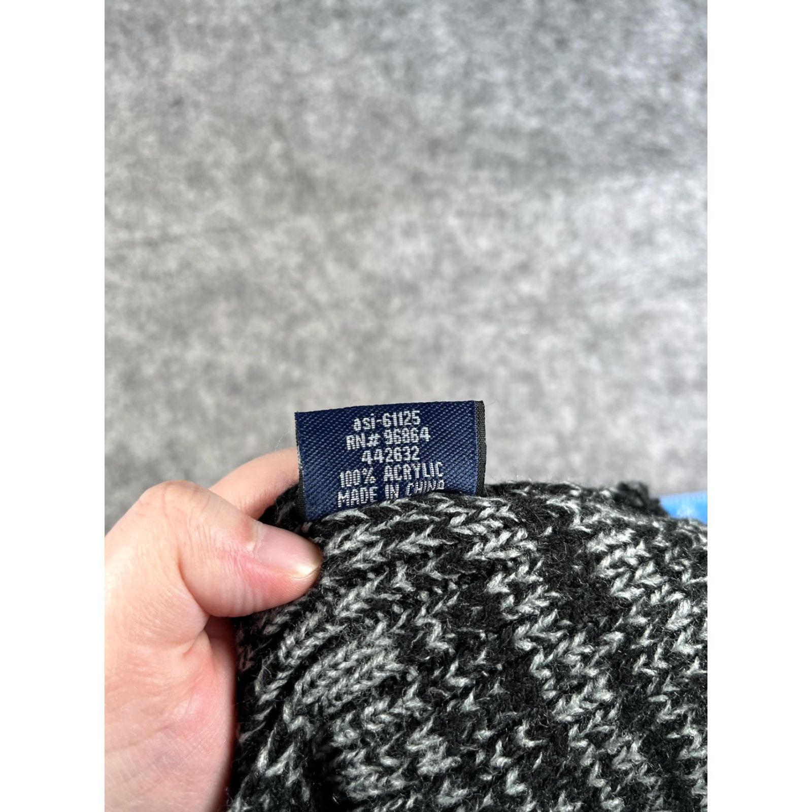 Vintage HitWear Hat Beanie Mens One Size Black Striped Knit Yankee Candle Logo Winter Size ONE SIZE - 8 Thumbnail