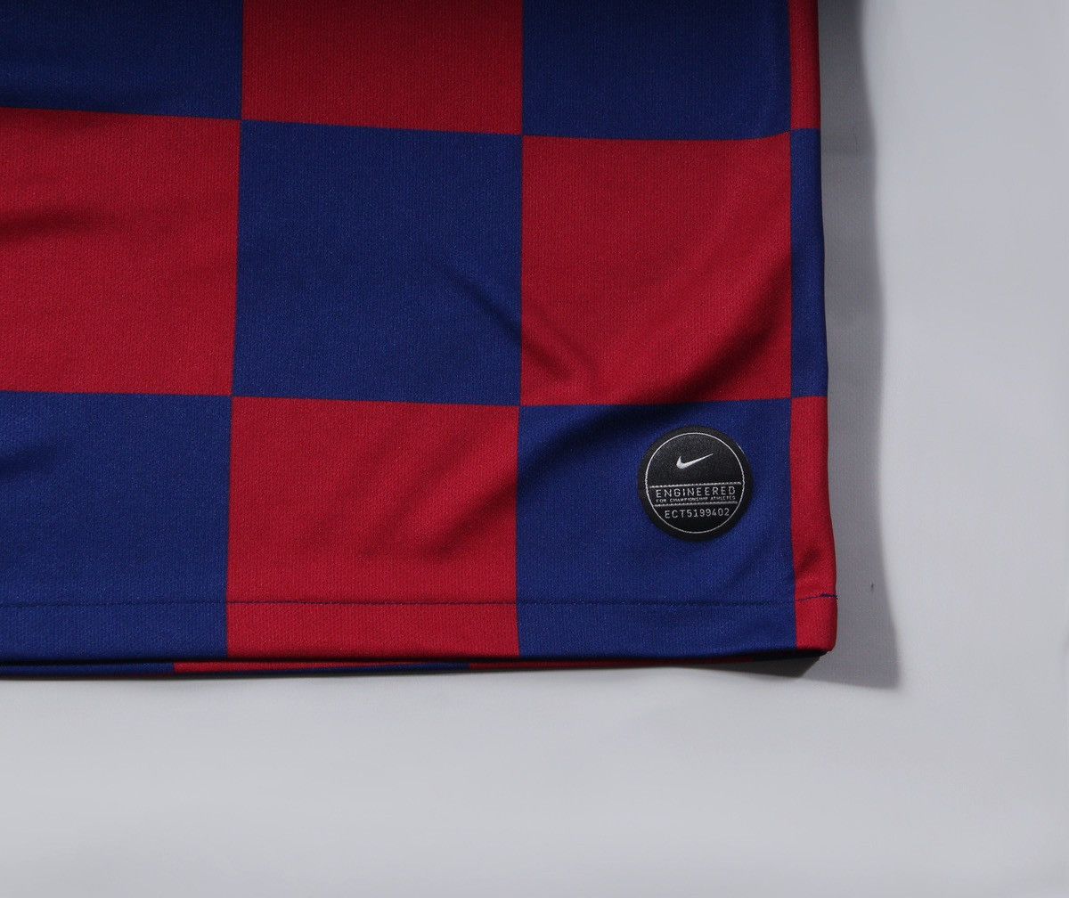 Nike Nike Barcelona FC 2019 Soccer Football Jersey Shirt L Size US L / EU 52-54 / 3 - 4 Thumbnail