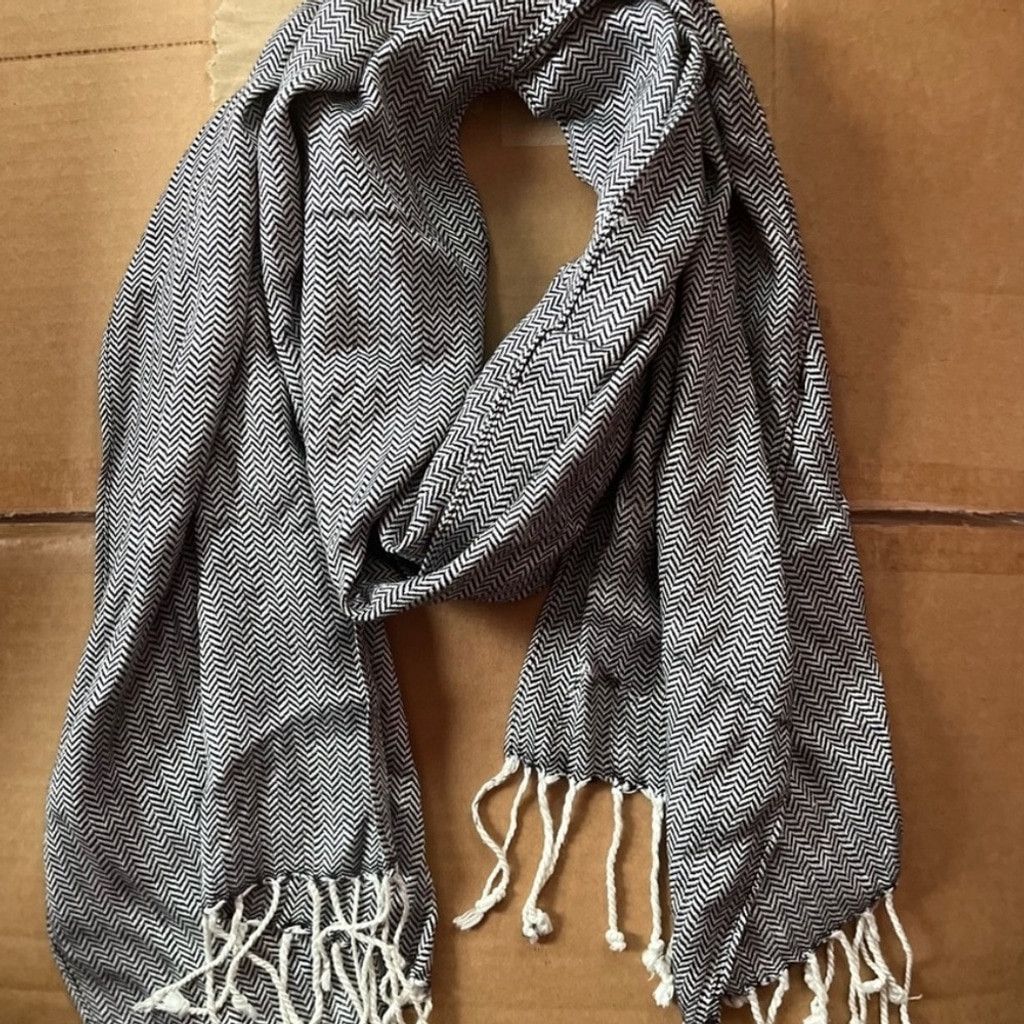 Anne Klein Anne Klein zigzag viscose long tassel scarf Size ONE SIZE - 2 Thumbnail