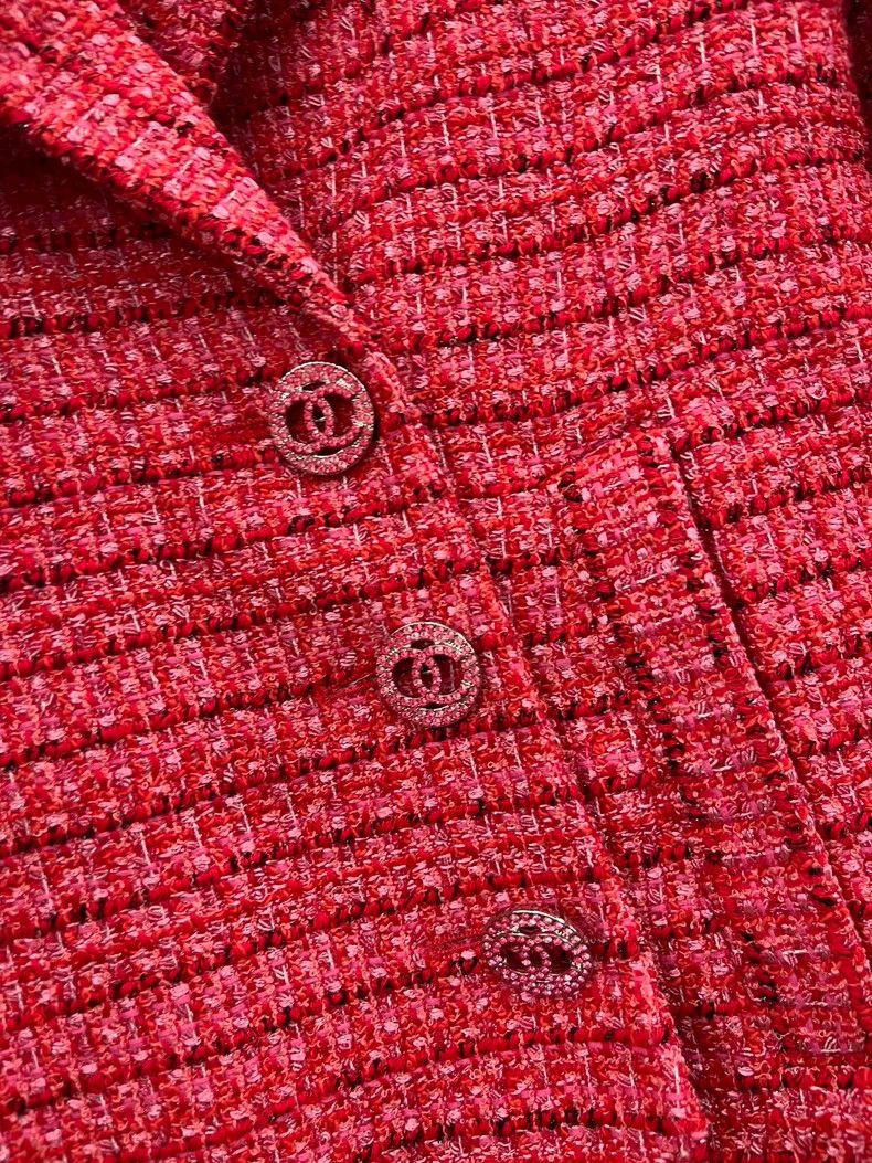 Chanel Chanel Watermelon red diamond buckle tweed knitting coat Size XXS / US 00 / IT 34 - 2 Thumbnail