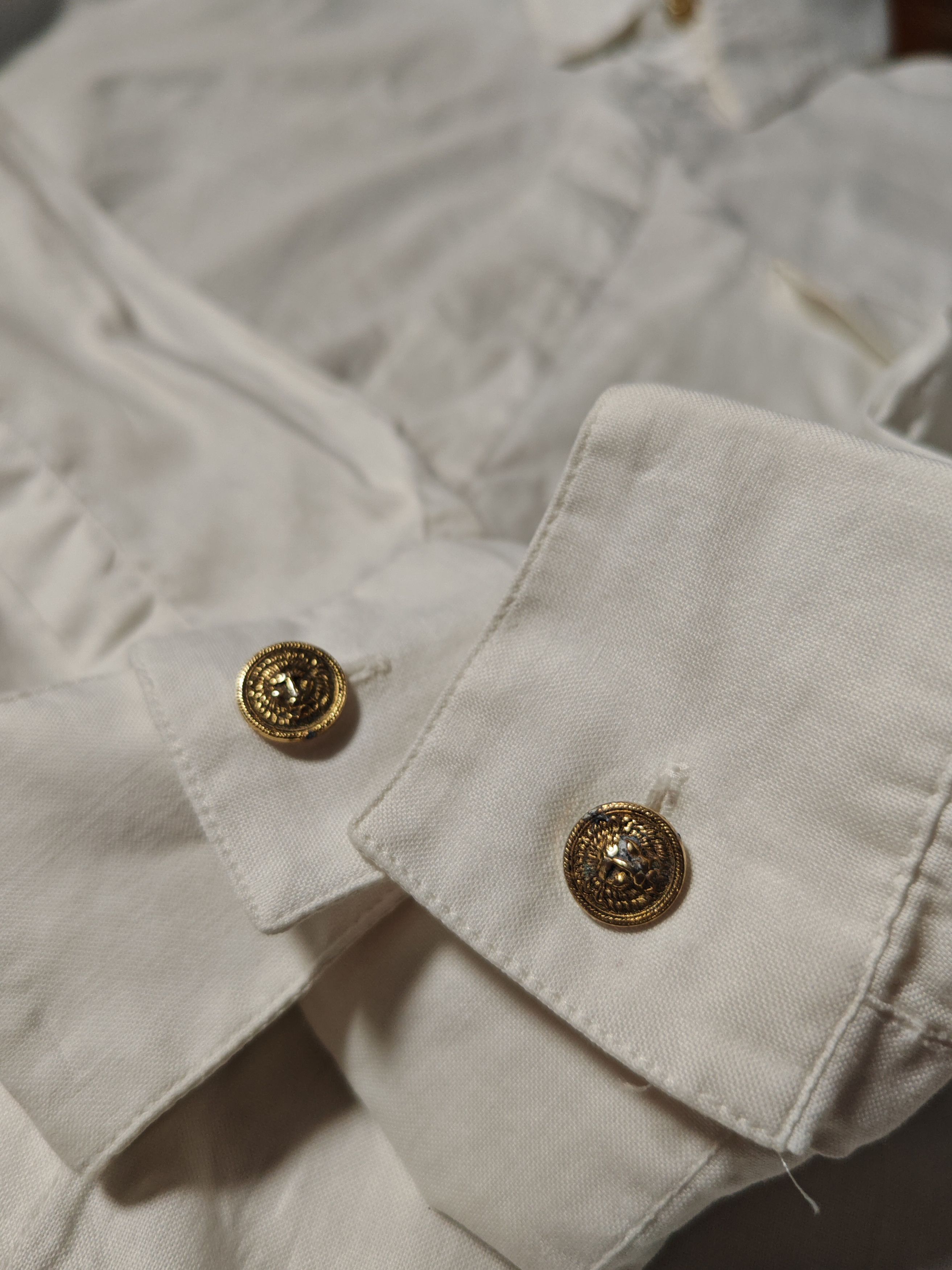 Versus Versace Versus Versace 90s Gold Lion Shirts Long Sleeves Italy 15 ¾ Size US L / EU 52-54 / 3 - 10 Thumbnail
