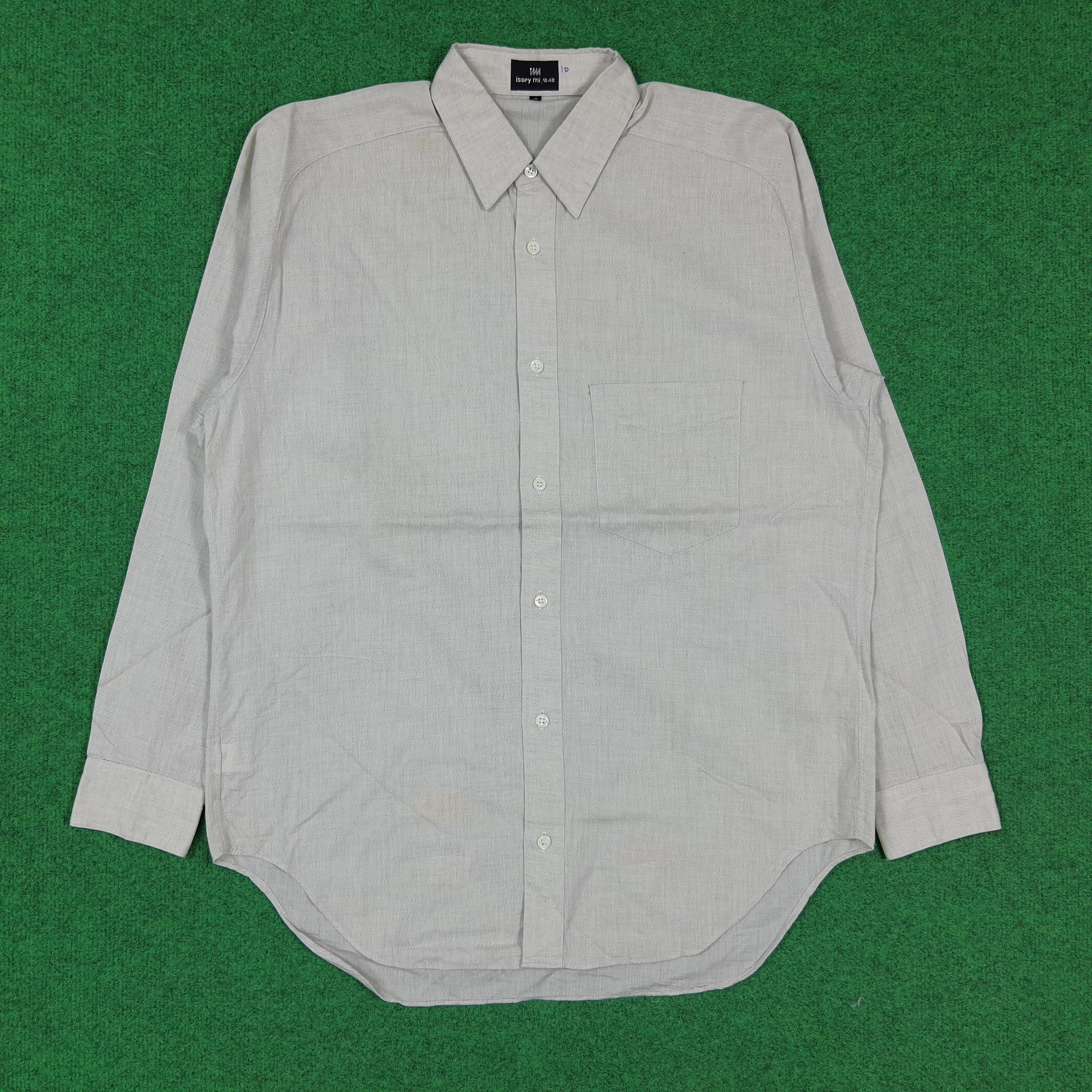 Issey Miyake Vintage Issey Miyake Designer Button Up Shirt C294N63 Size US M / EU 48-50 / 2 - 1 Thumbnail