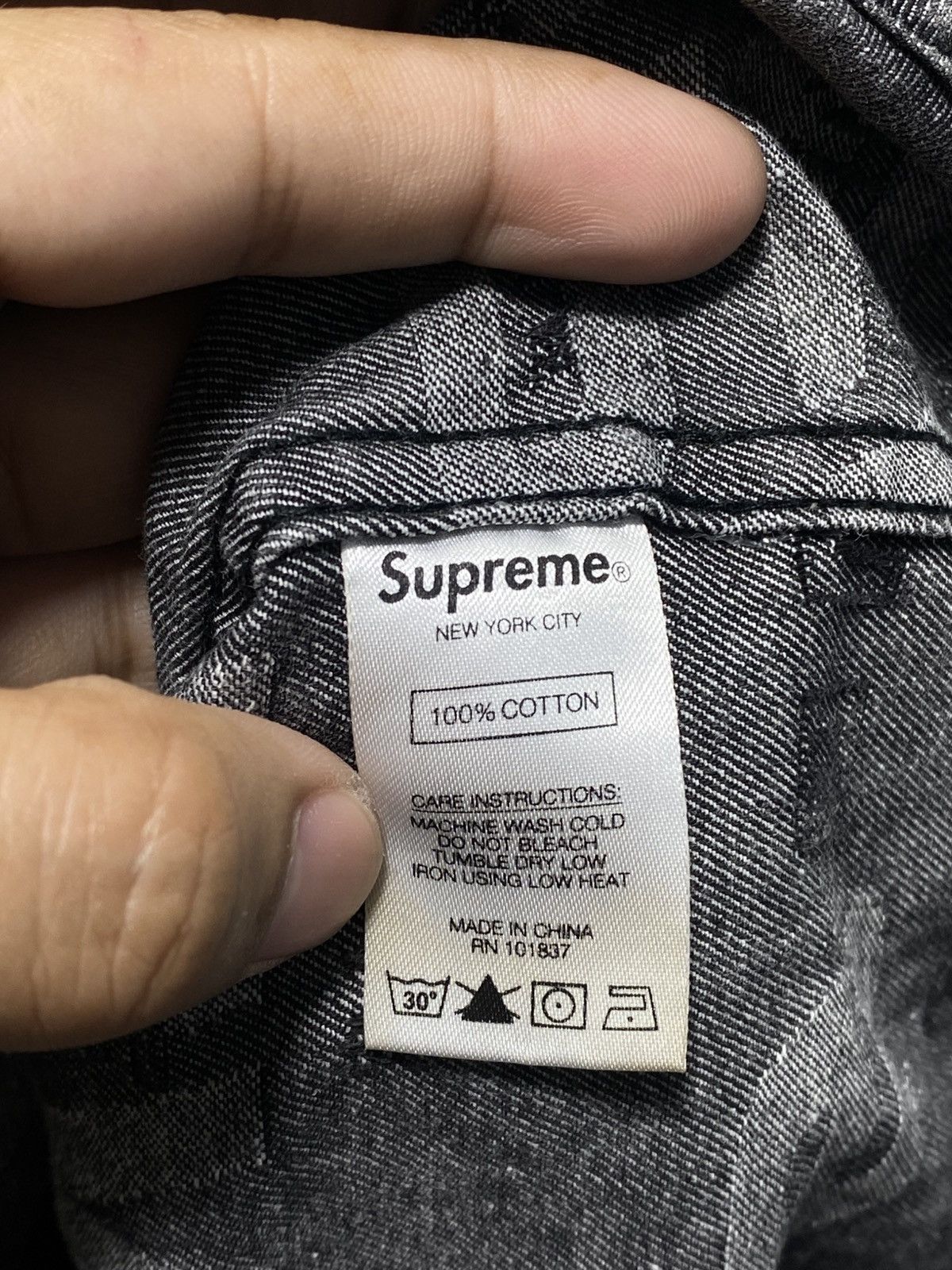 Supreme SUPREME Denim Shirt❗️ Size US M / EU 48-50 / 2 - 9 Thumbnail