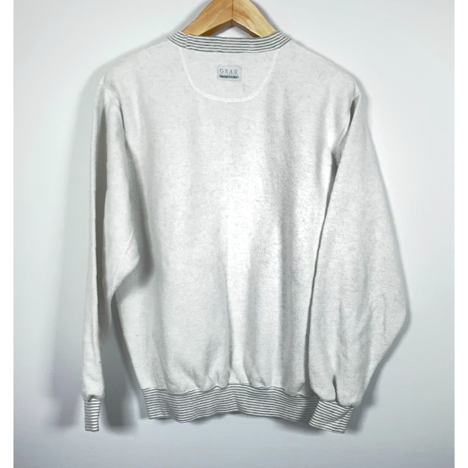Vintage VINTAGE Gear for Sports Boyne Mountain Ski Sweatshirt Adult XL Gray Inside Out Crewneck Michigan 90s Mens Regular Sweatshirt Size US XL / EU 56 / 4 - 2 Thumbnail