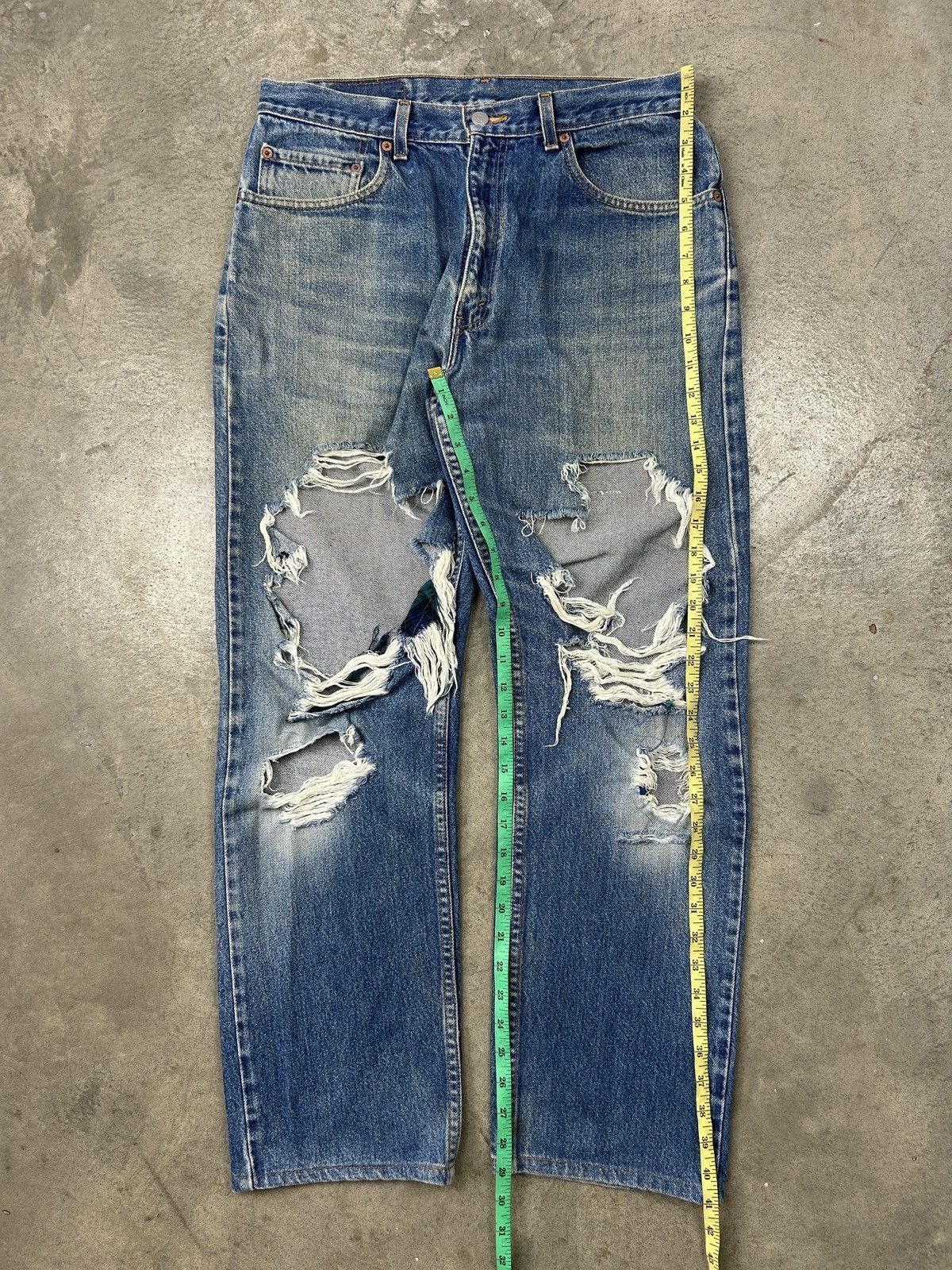 Levi's × Levi's Vintage Clothing × Vintage 1990s Levi’s 505 - Thrashed Kurt Cobain Size US 32 / EU 48 - 6 Thumbnail