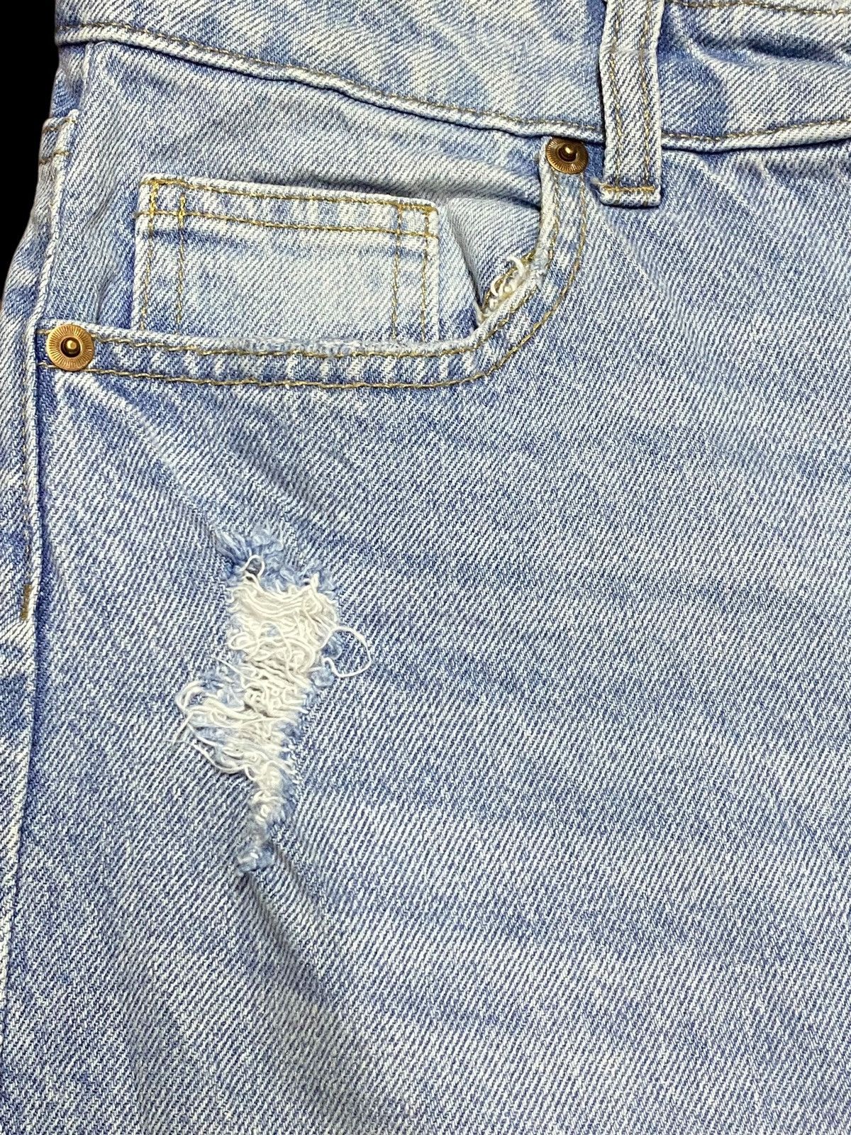 H&M Vintage Japanese Brand Faded Wash Distressed Baggy Jeans Size US 30 / EU 46 - 7 Thumbnail