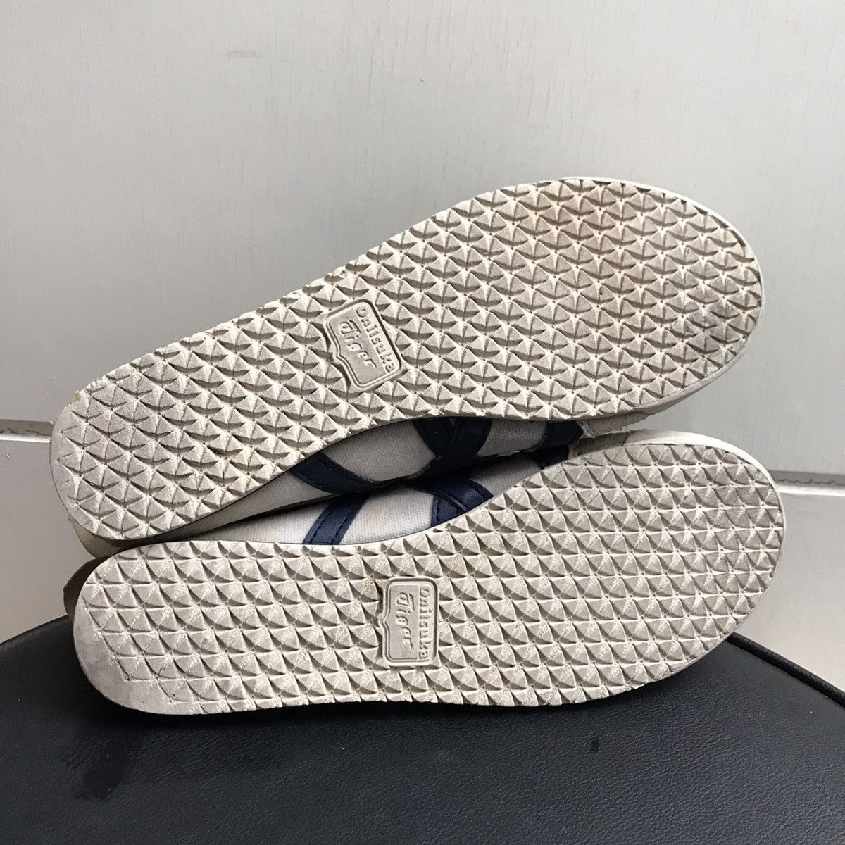 Japanese Brand × Onitsuka Tiger Onitsuka Tiger mexico 66 Slip On White Canvas with navy blue Size US 6 / EU 39 - 9 Thumbnail