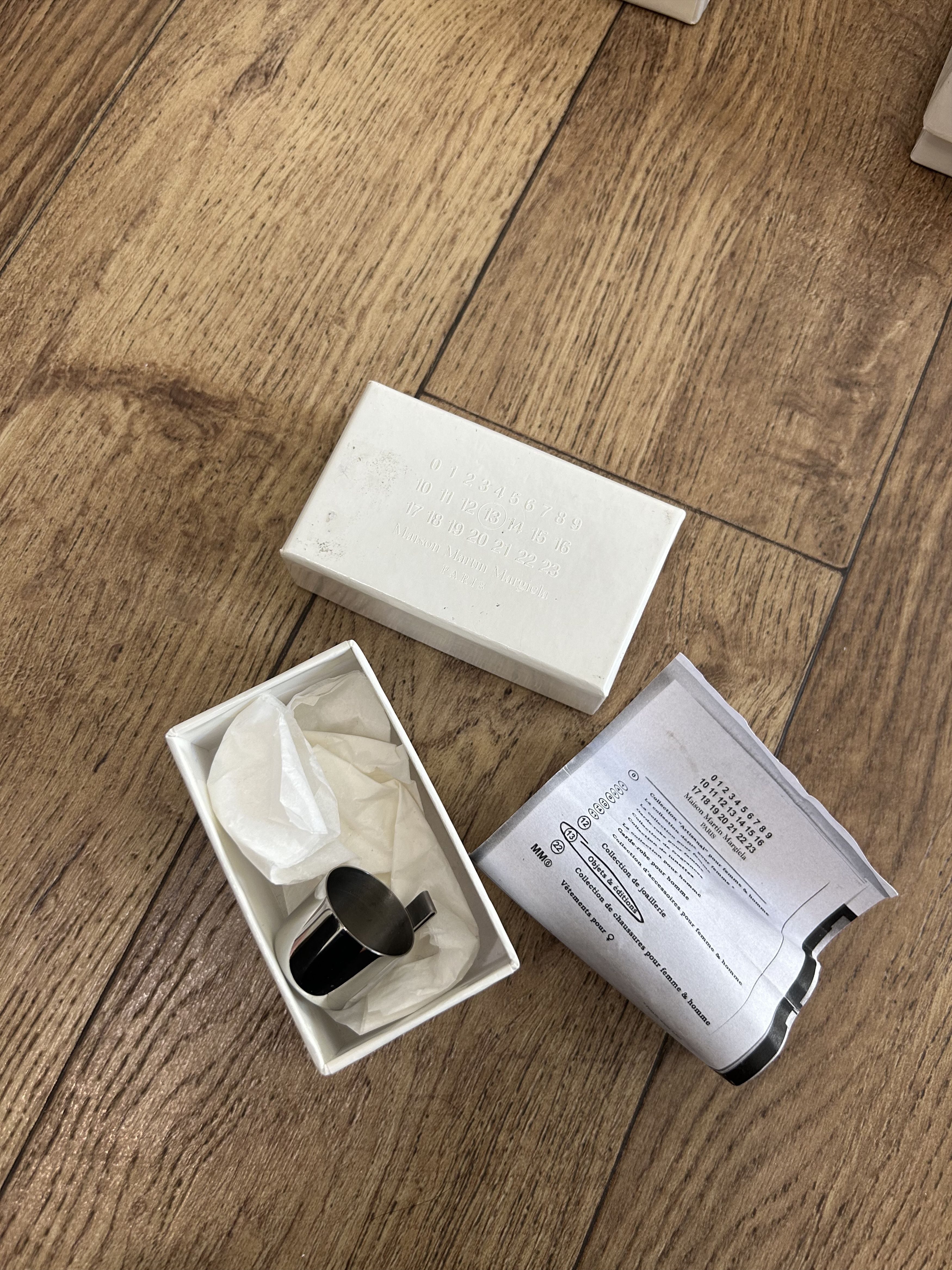 Maison Margiela MAISON MARGIELA 13 Pocket Ashtray Pin Size ONE SIZE - 7 Thumbnail