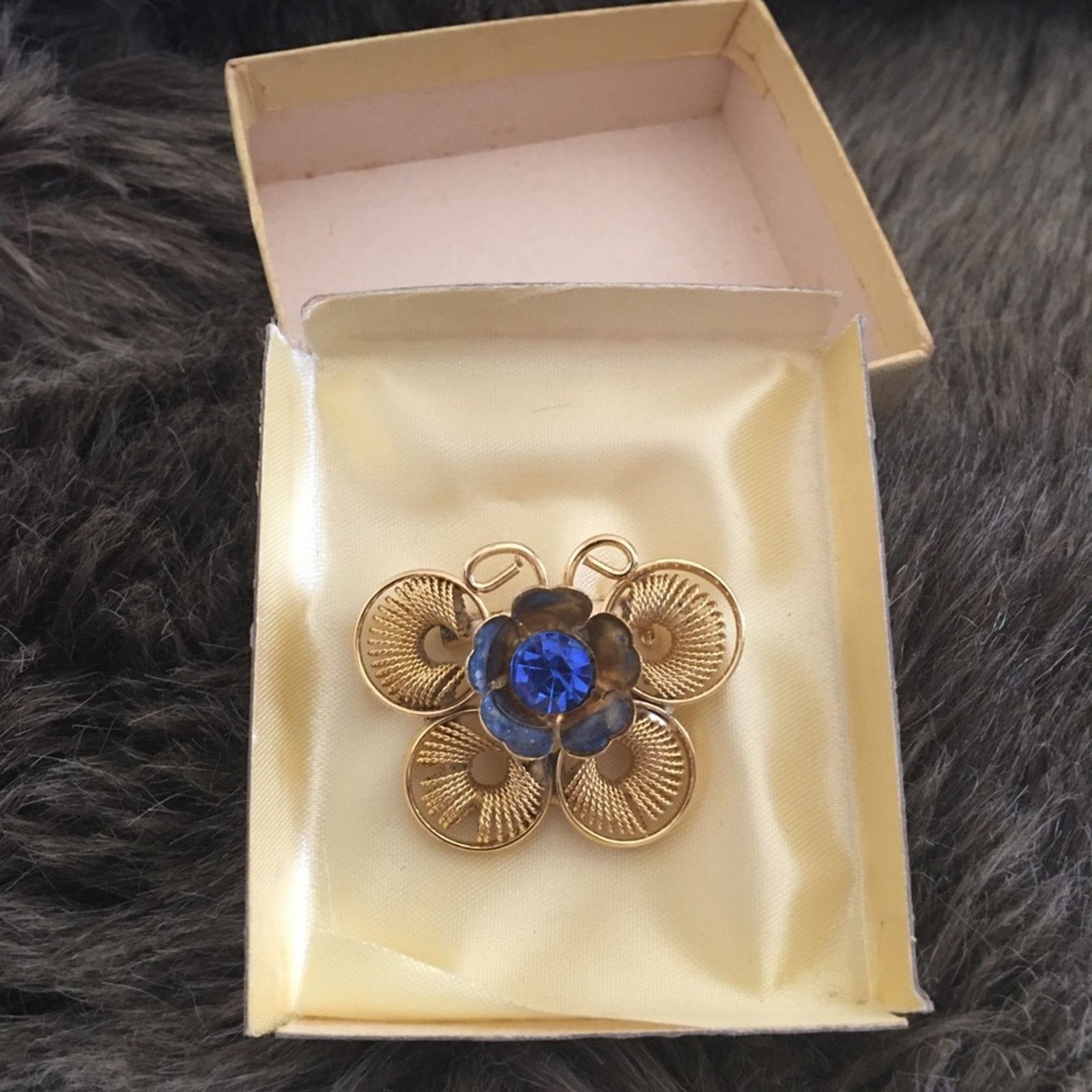 Vintage Vintage 60s new old stock gold butterfly brooch Size ONE SIZE - 4 Thumbnail
