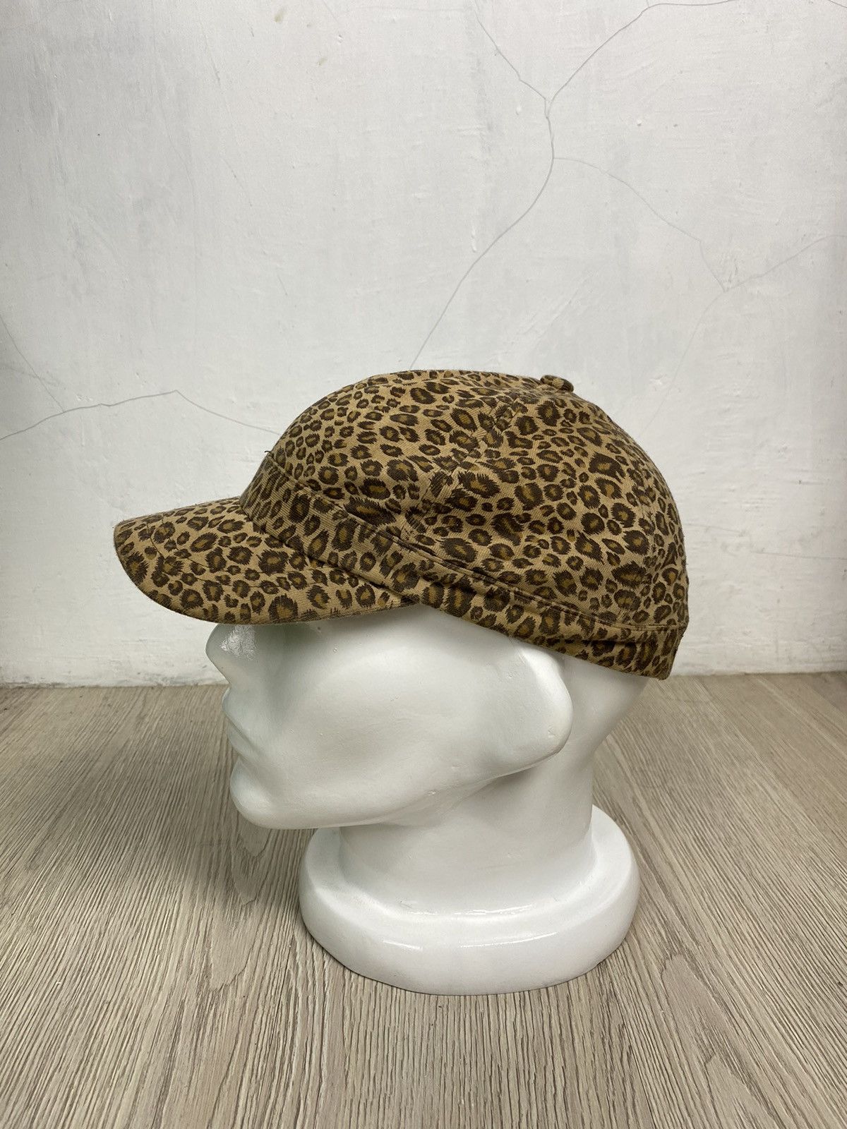 If Six Was Nine × Japanese Brand × Le Grande Bleu (L.G.B.) 2000s Leopard animal print hat Size ONE SIZE - 1 Thumbnail