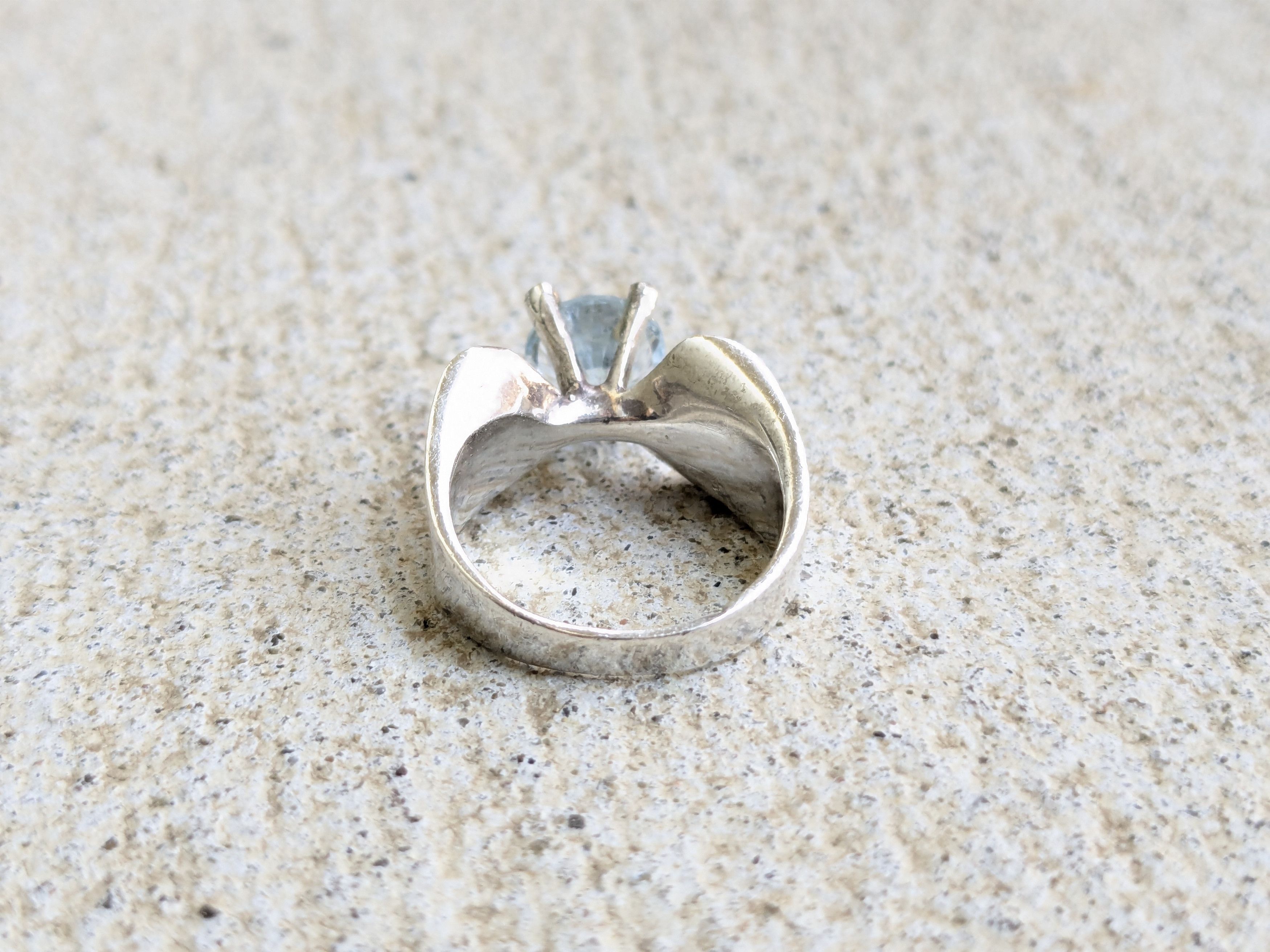Jewelry × Vintage Vintage Sterling Silver Ring Blue Topaz 6.25 Abstract Modern Size ONE SIZE - 5 Thumbnail