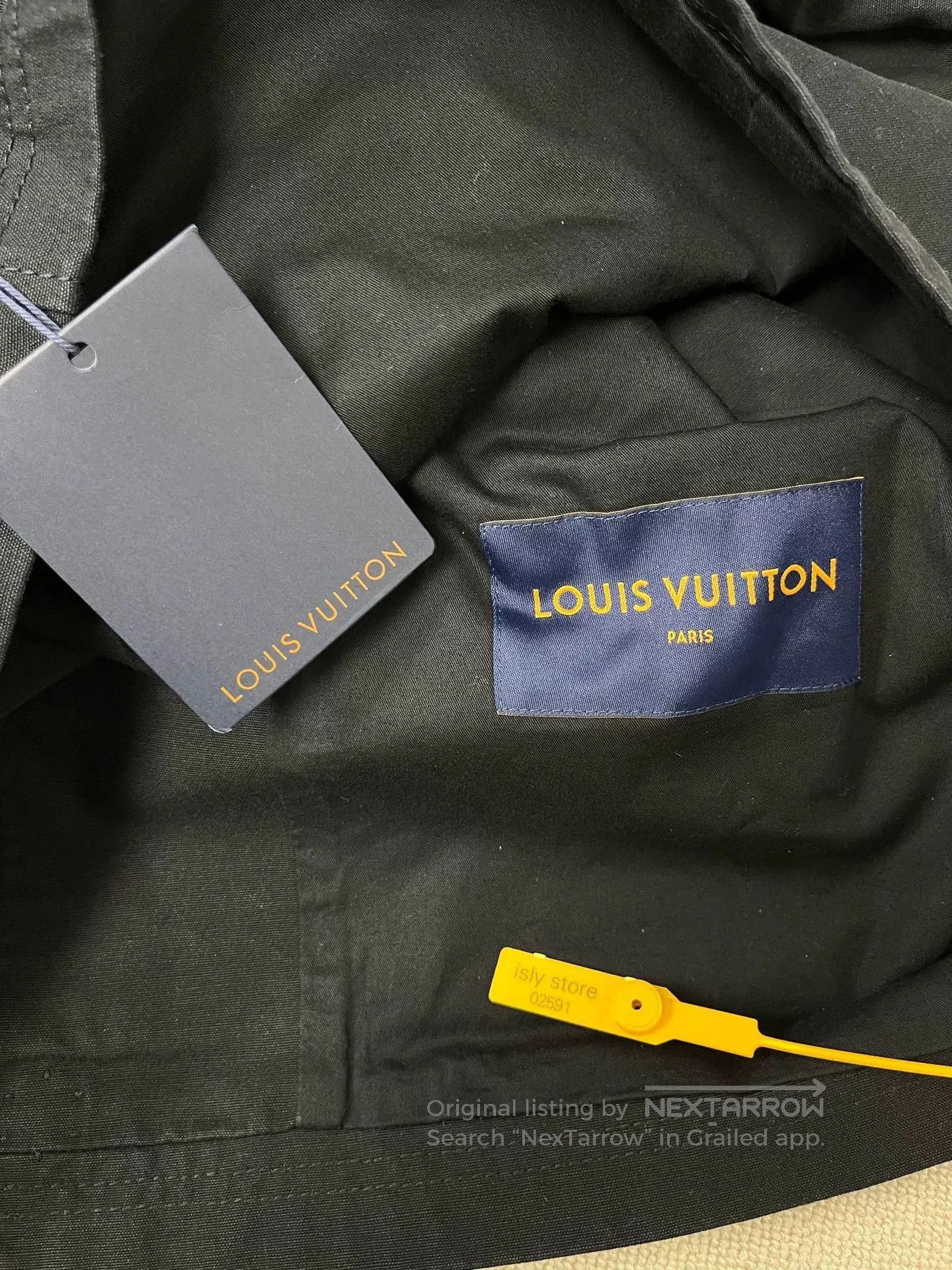 Louis Vuitton Louis Vuitton Printed Collar Tech Jacket. Size US M / EU 48-50 / 2 - 4 Thumbnail