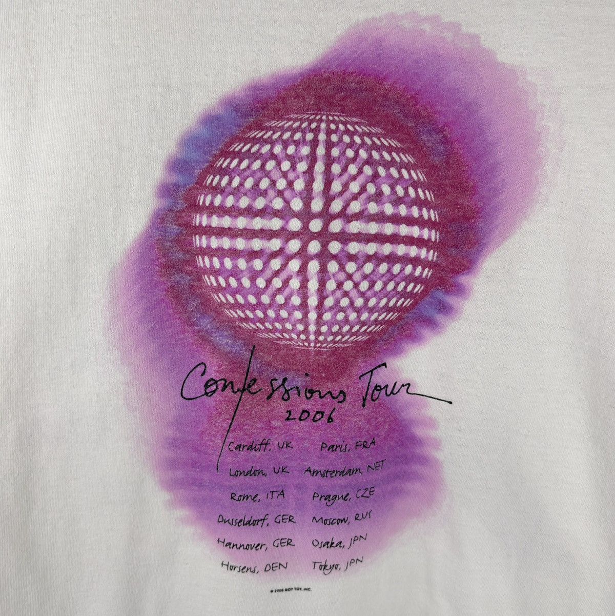 Vintage Vintage Madonna Confessions Tour 2006 T-shirt Concert Tee Size US XL / EU 56 / 4 - 10 Thumbnail