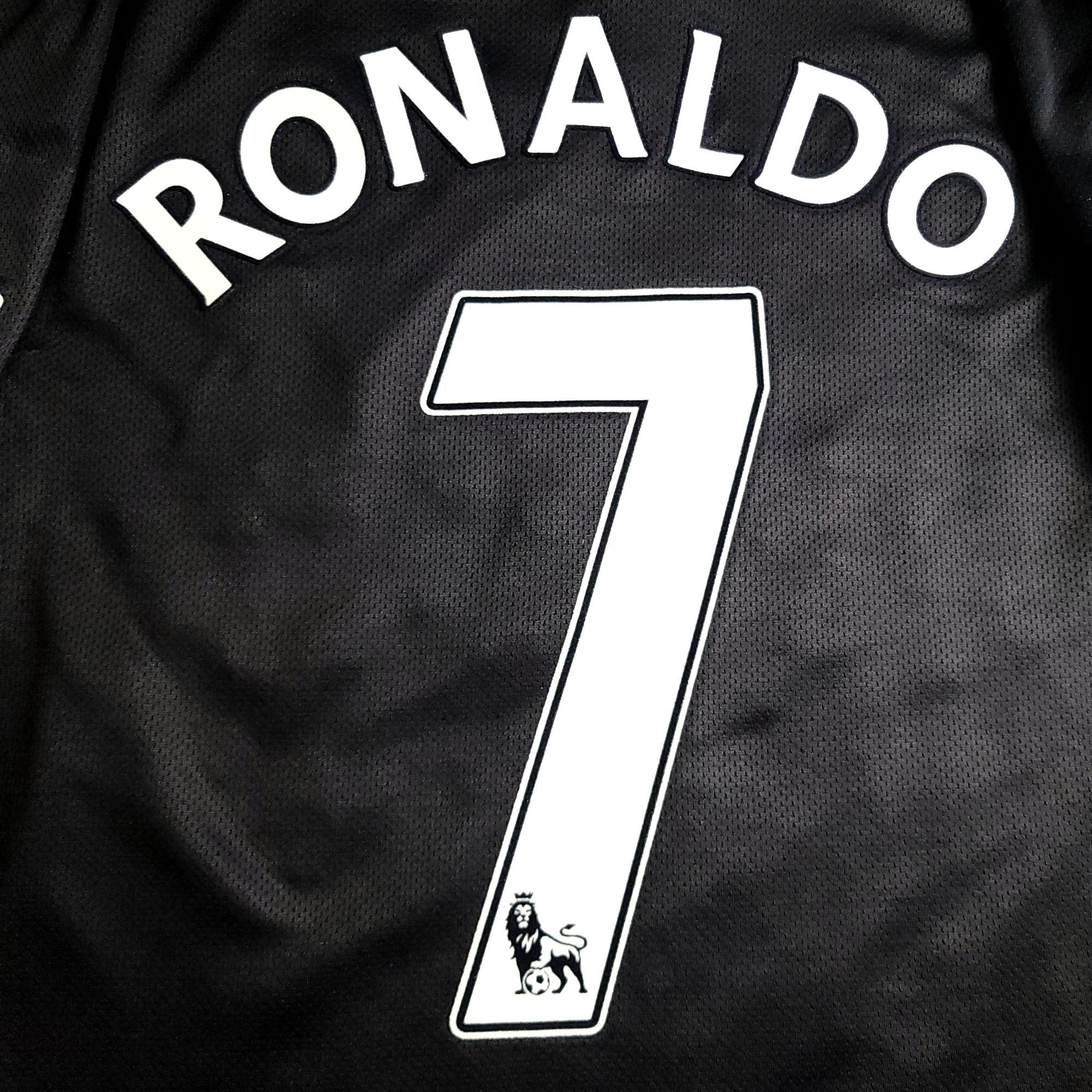 Nike Ronaldo Manchester United 2007 2008 Away Soccer Jersey M Size US M / EU 48-50 / 2 - 4 Thumbnail